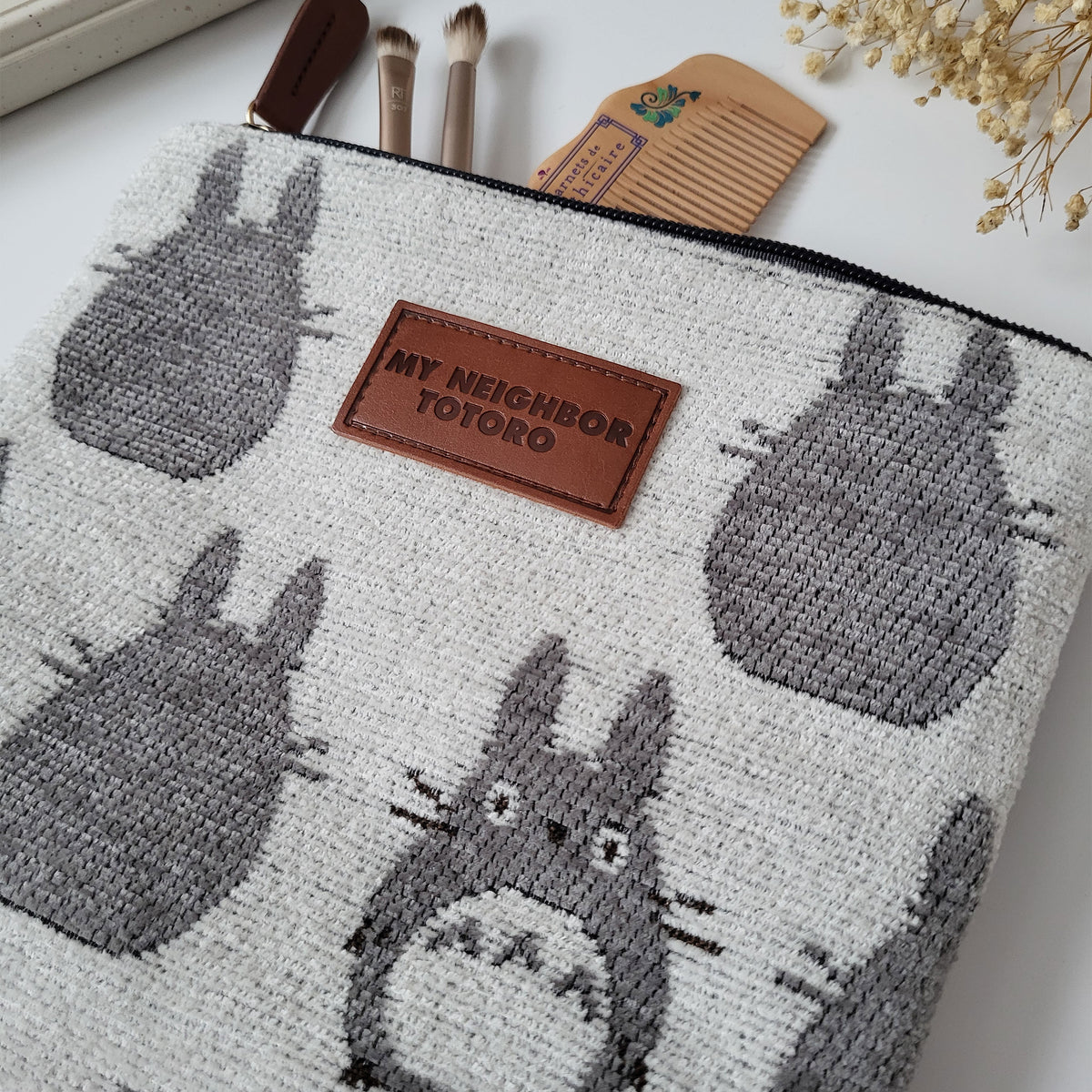 Zdjęcie produktu Totoro - Silhouette Totoro kosmetyczka
