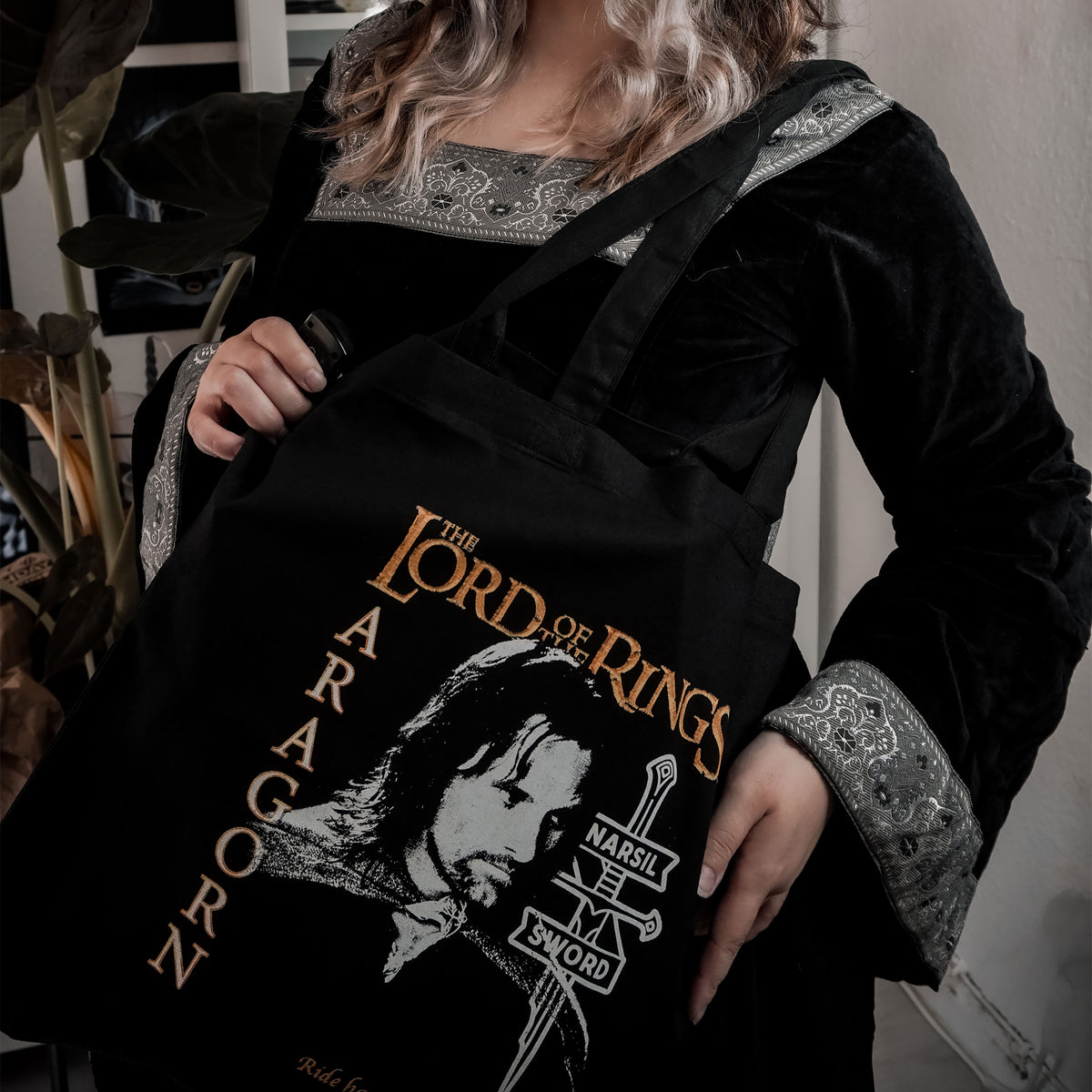 Zdjęcie produktu Władca Pierścieni - Czarna torba na ramię Aragorn