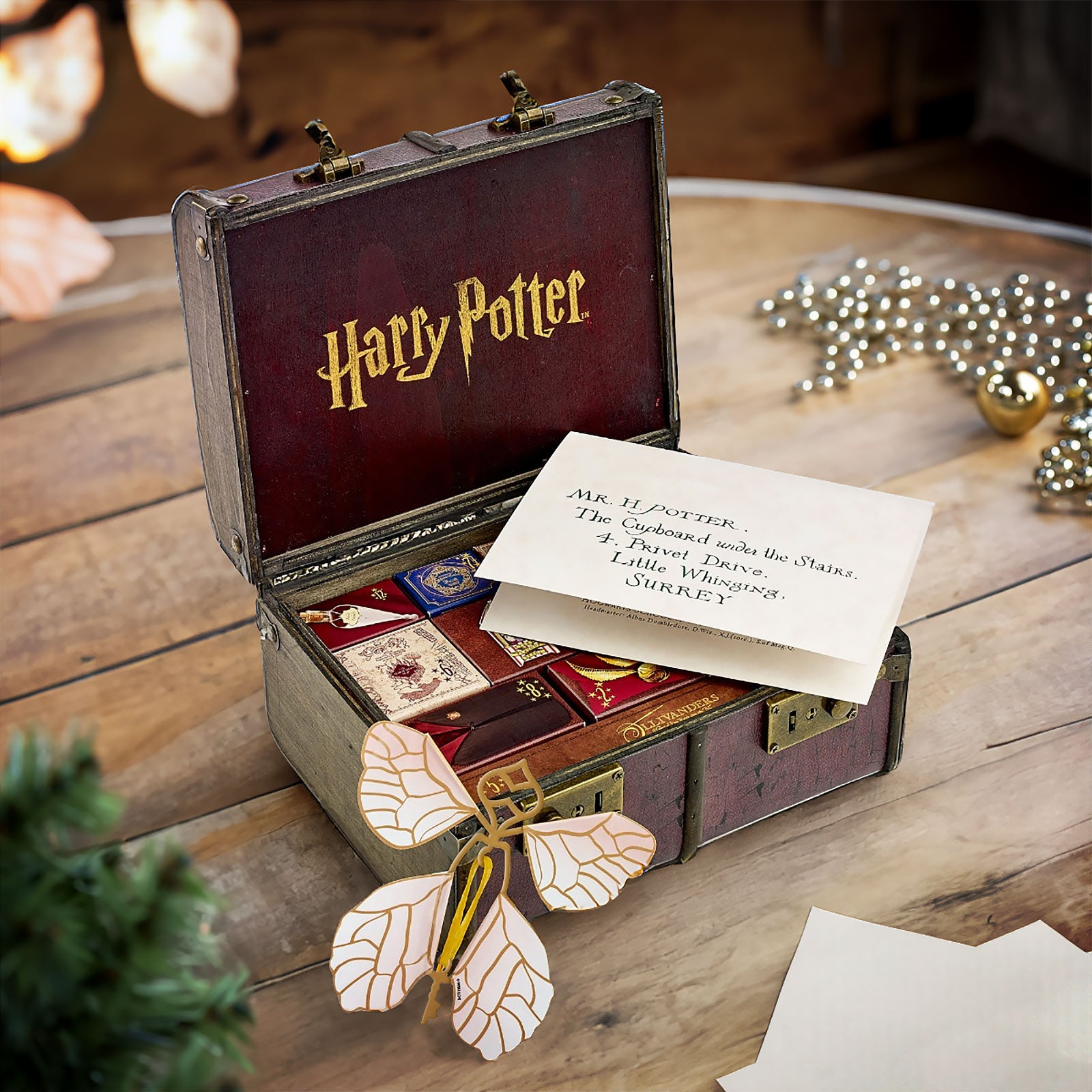 Zdjęcie produktu Harry Potter - Kalendarz adwentowy z kufrem Hogwartu