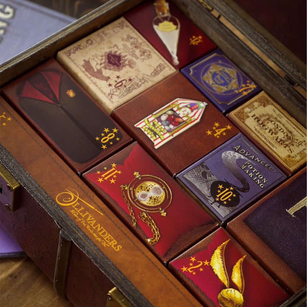 Product image Harry Potter - Hogwarts Suitcase Advent Calendar