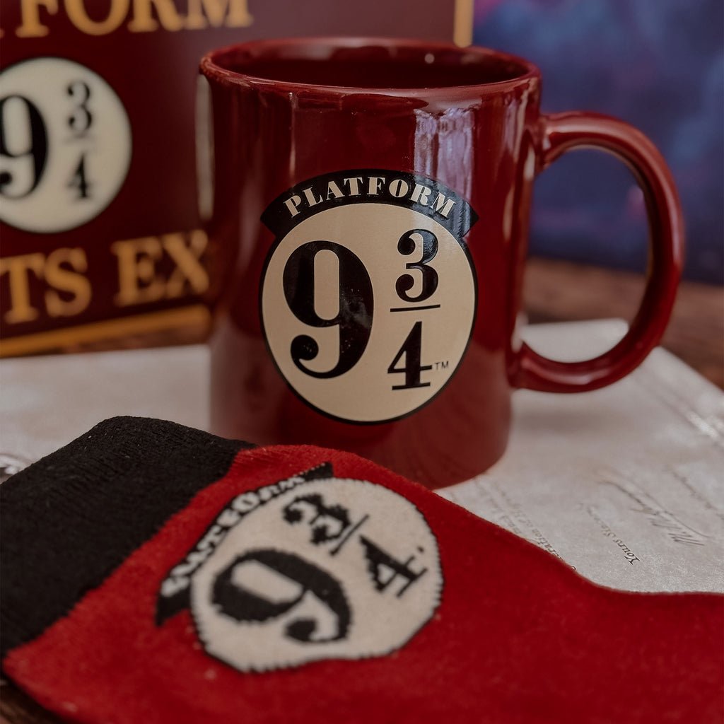 Product image Harry Potter - Platform 9 3/4 Socks and Mug