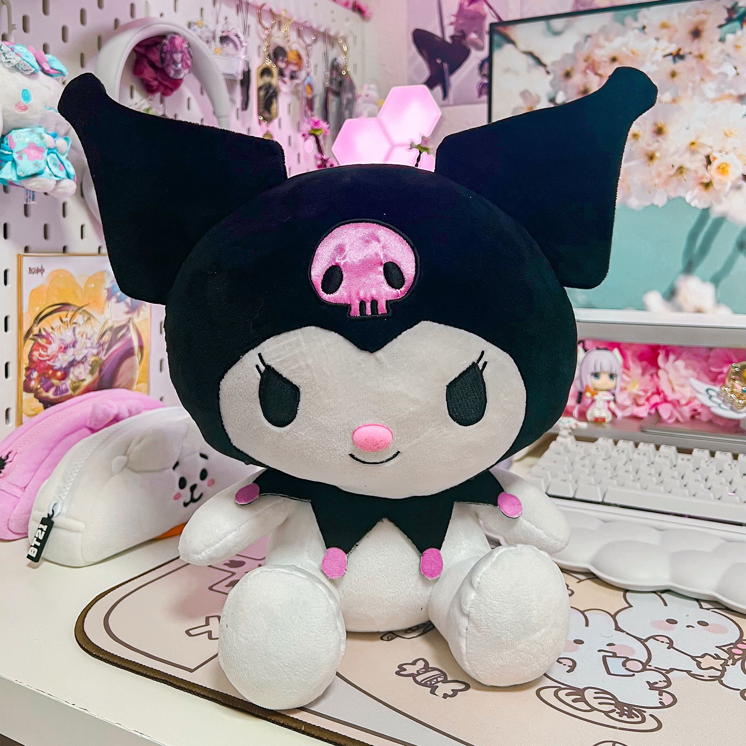 Zdjęcie produktu Sanrio - Pluszowa Figurka Kuromi Hello Kitty