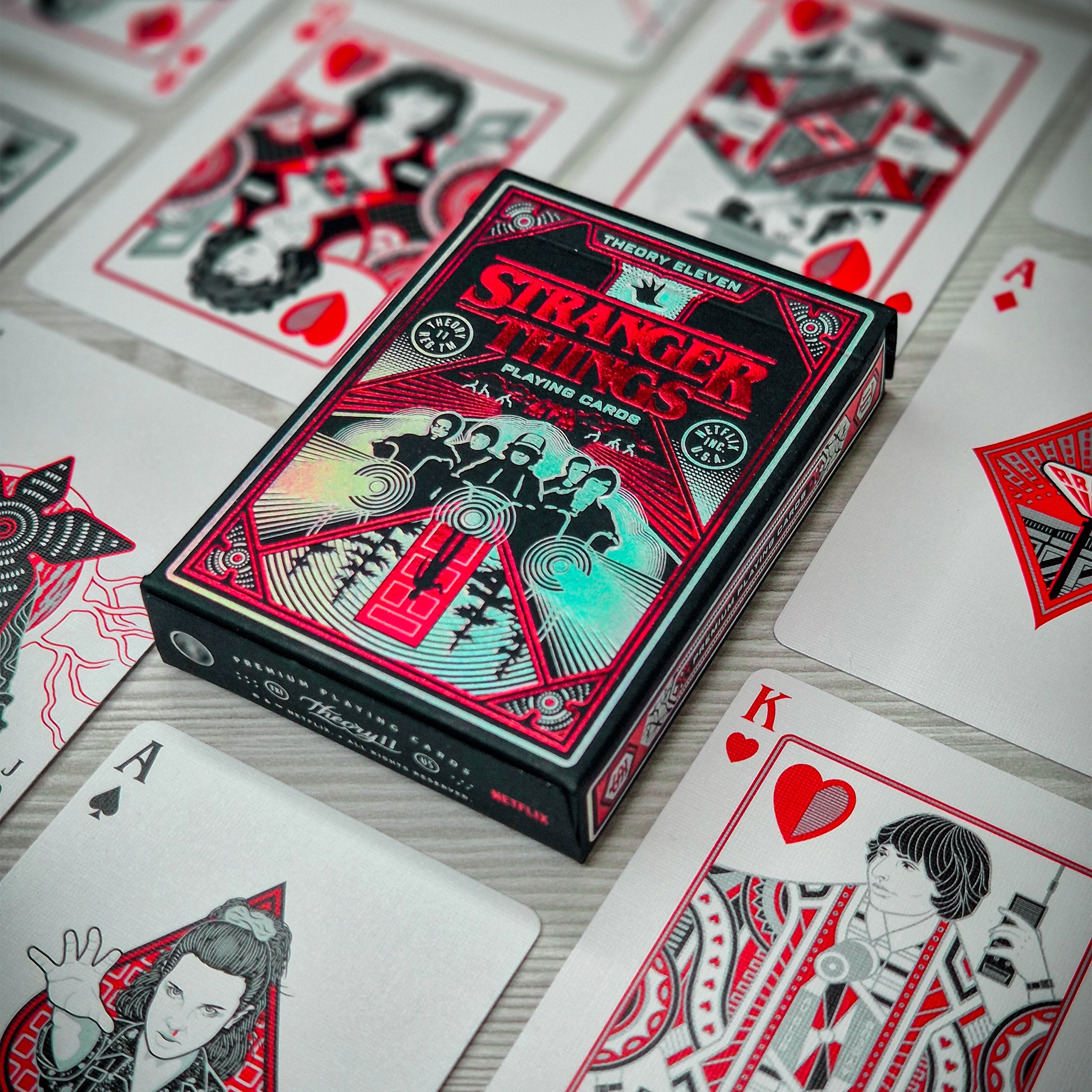 Zdjęcie produktu Stranger Things - Gra karciana