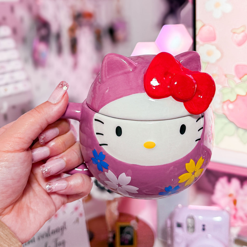 Zdjęcie produktu Hello Kitty - Daruma 3D kubek z pokrywką