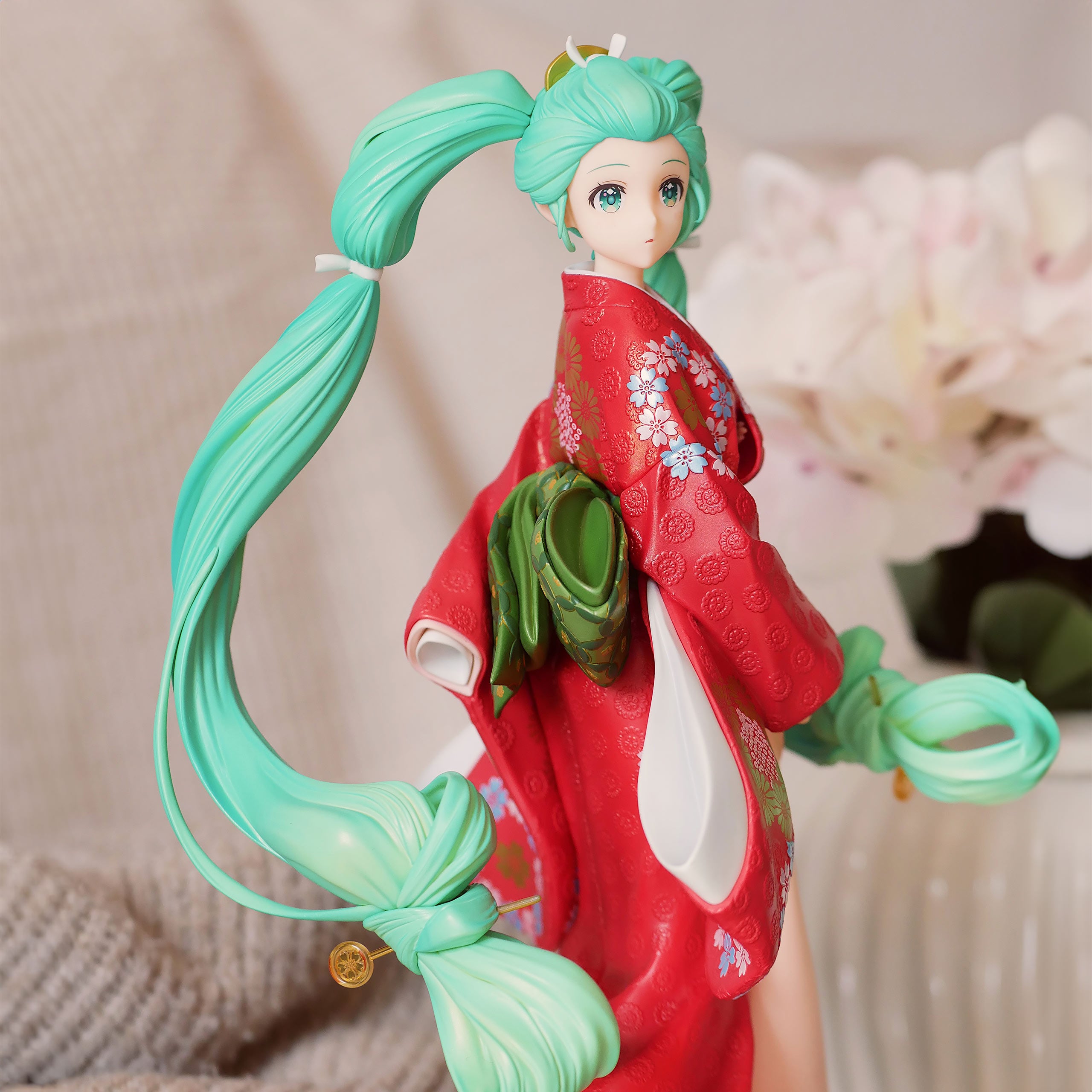 Zdjęcie produktu Hatsune Miku - Figurka Beauty Looking Back Miku