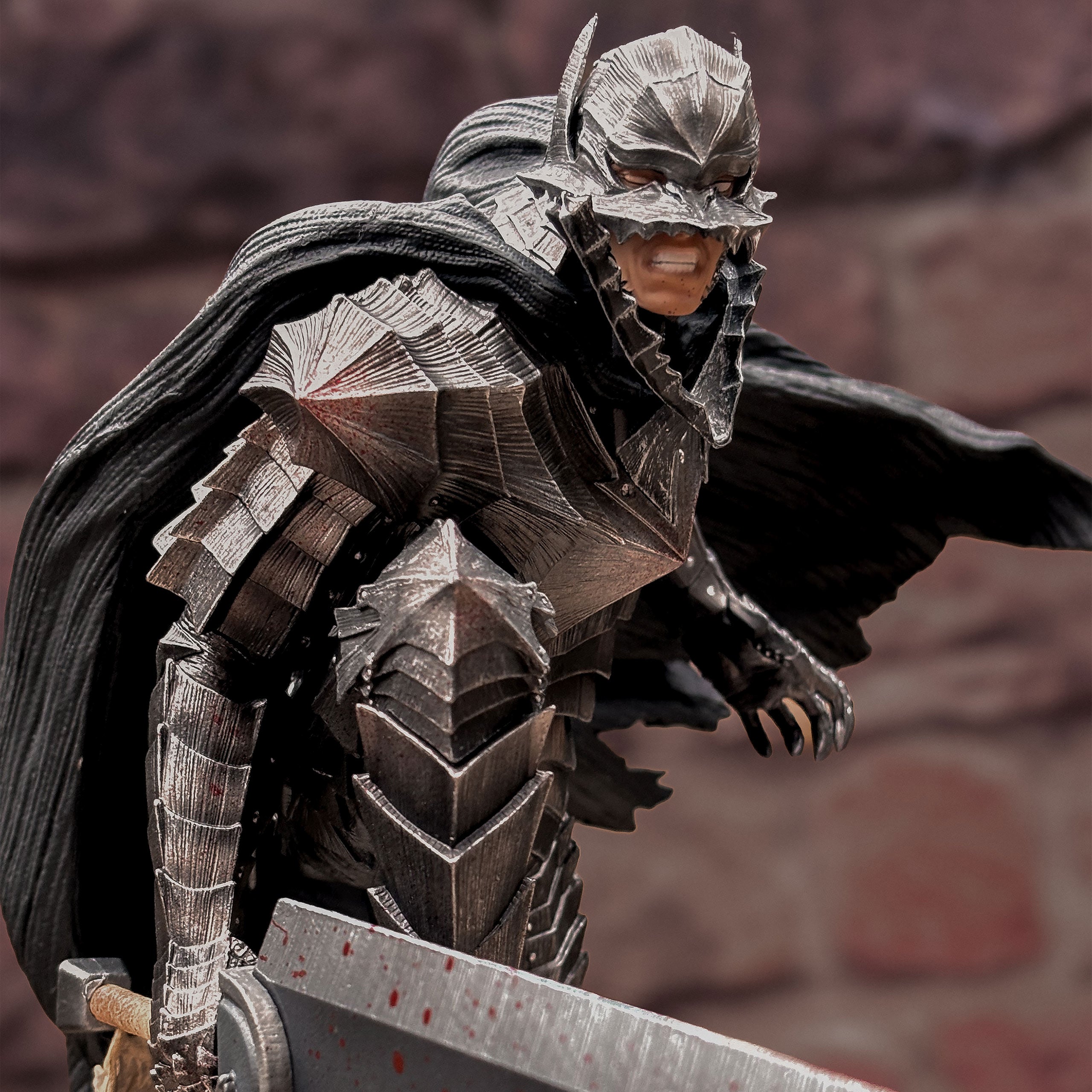 Zdjęcie produktu Berserker - Guts Berserker Armor Statua w skali 1:8