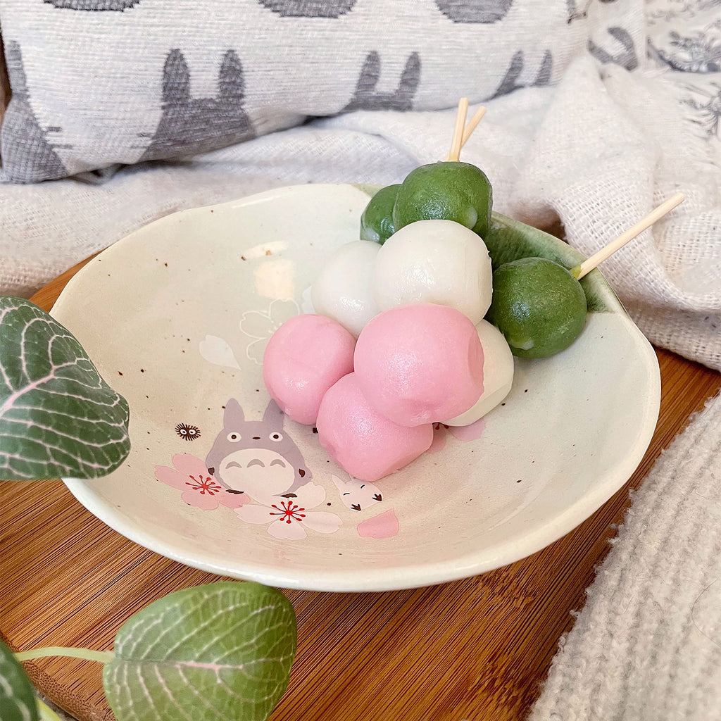 Zdjęcie produktu Mój sąsiad Totoro - Japoński talerz Mino Cherry Blossom