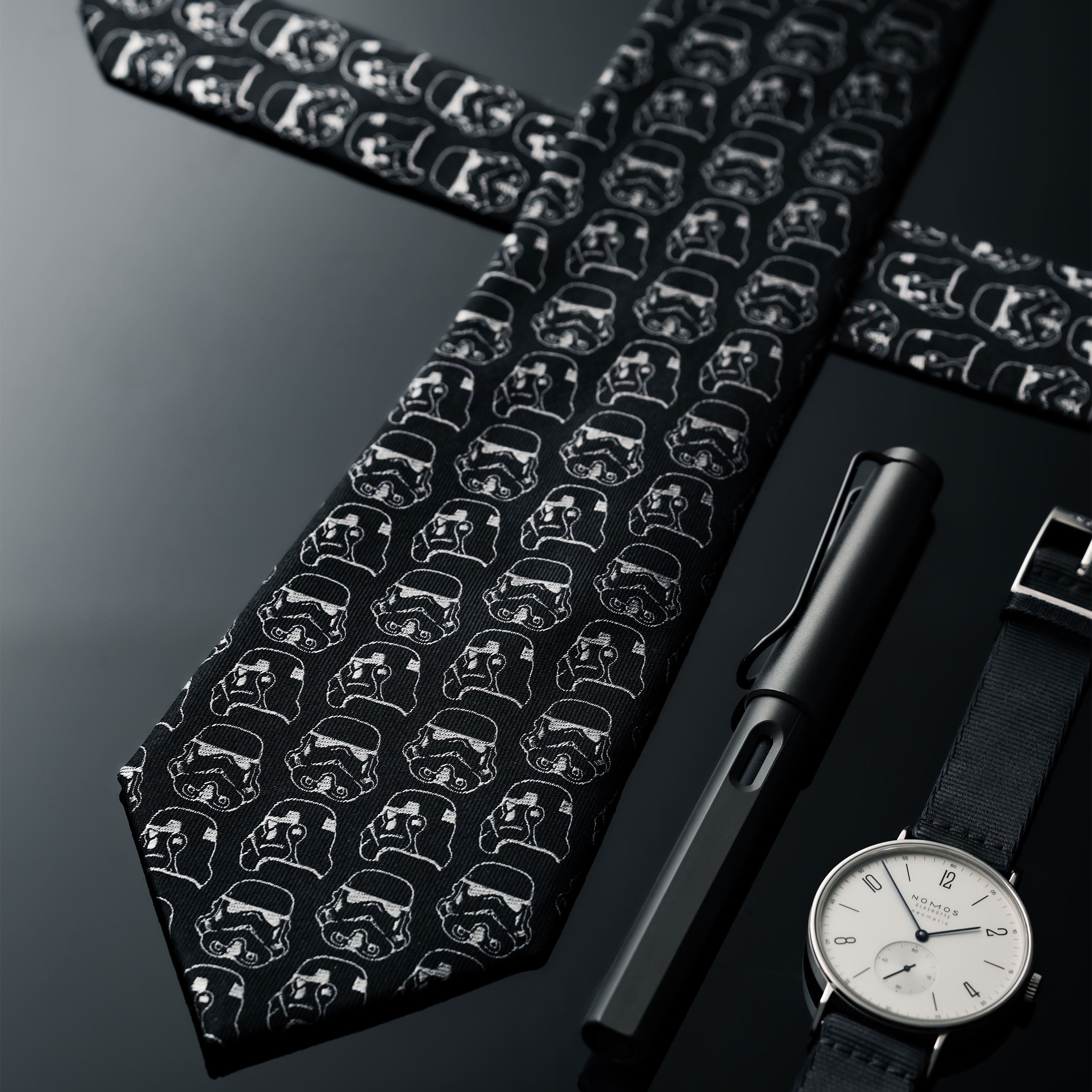 Zdjęcie produktu Original Stormtrooper – krawat Trooper Pattern
