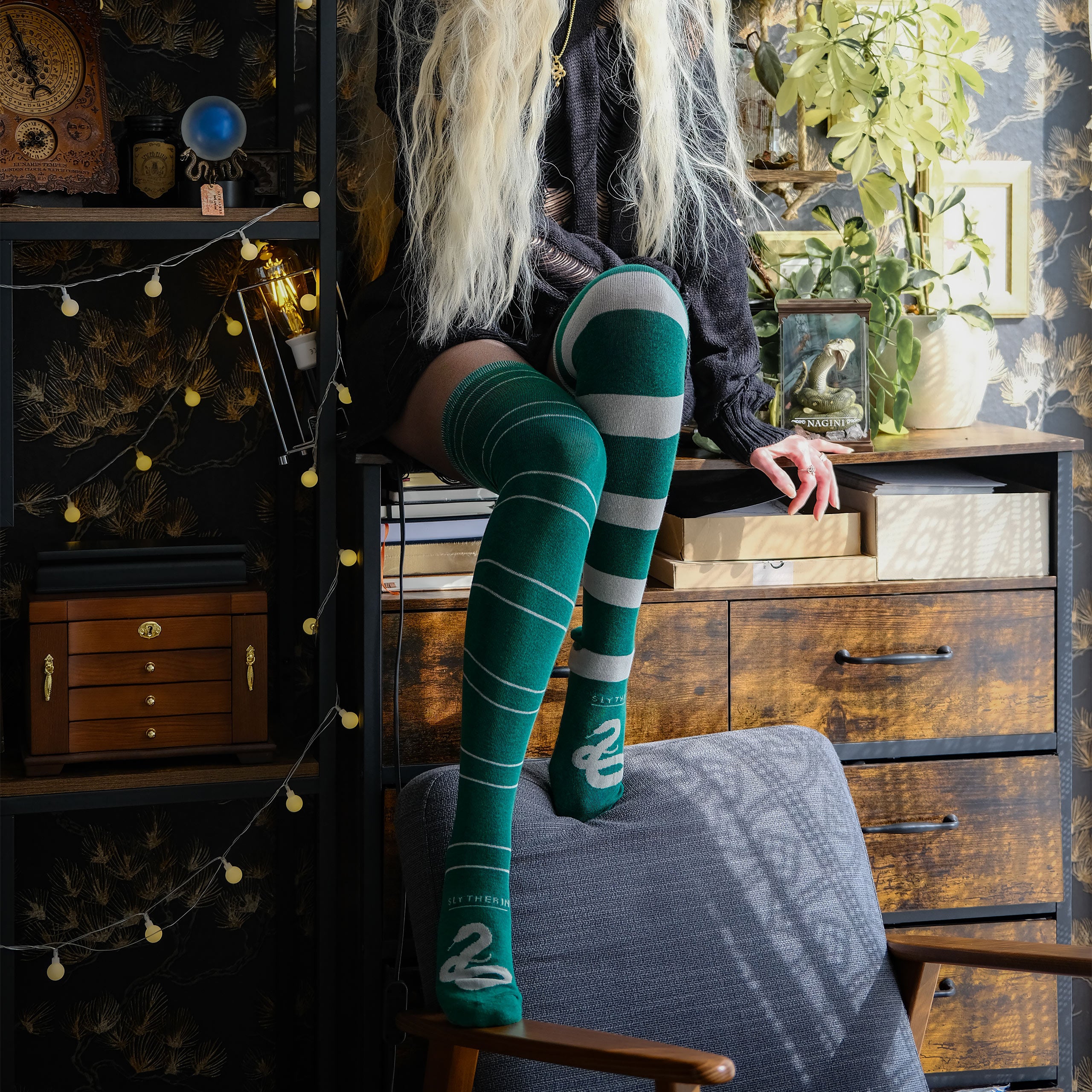 Zdjęcie produktu Harry Potter - Slytherin Overknee Skarpetki 2-częściowy zestaw
