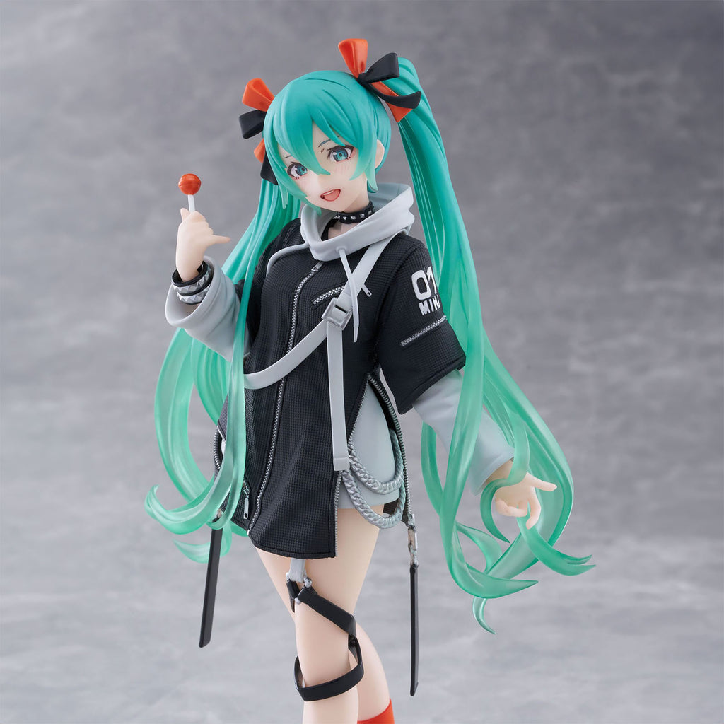 Zdjęcie produktu Hatsune Miku - Wonderland Figurka Fashion Punk Version