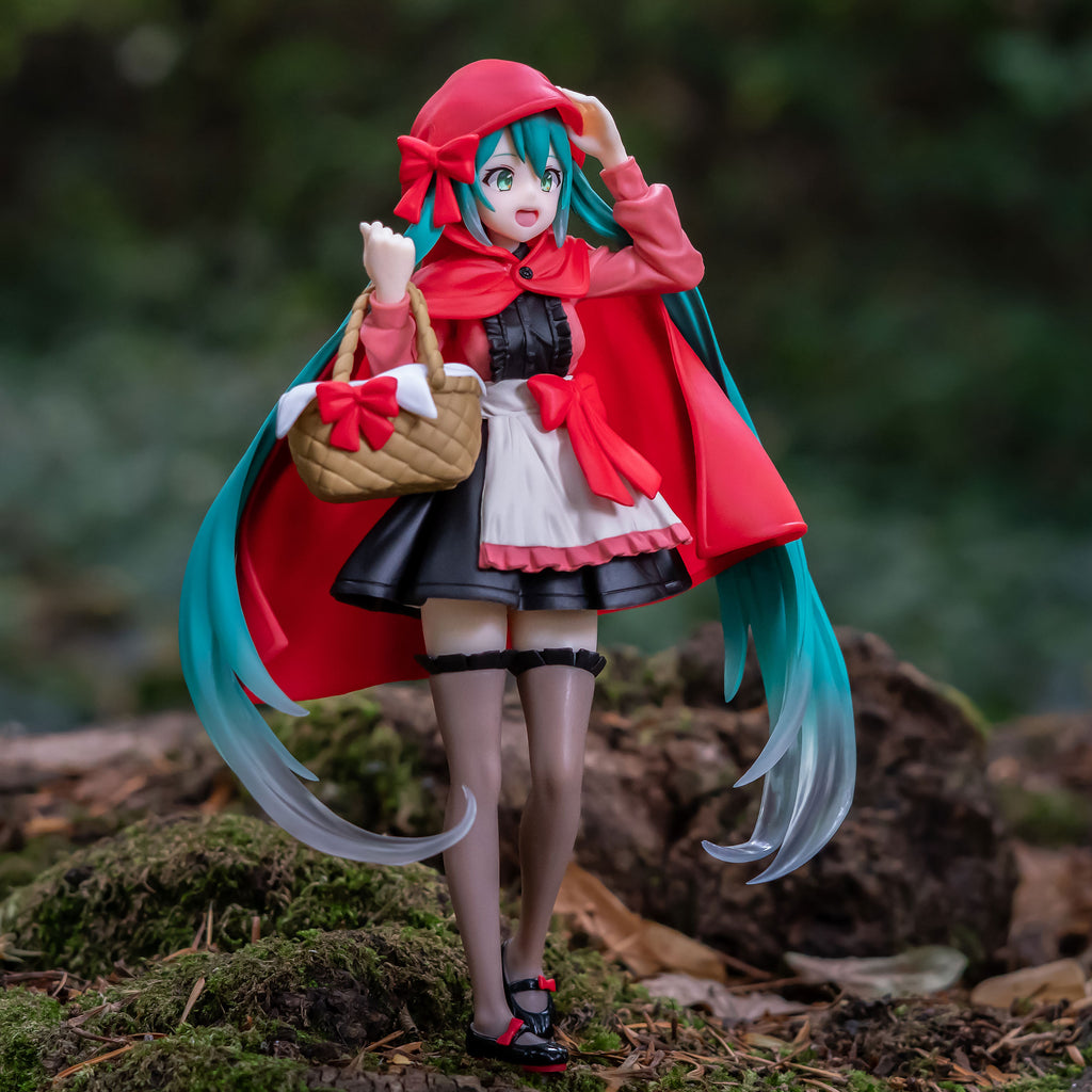 Zdjęcie produktu Hatsune Miku - Wonderland Figurka w wersji Czerwonego Kapturka