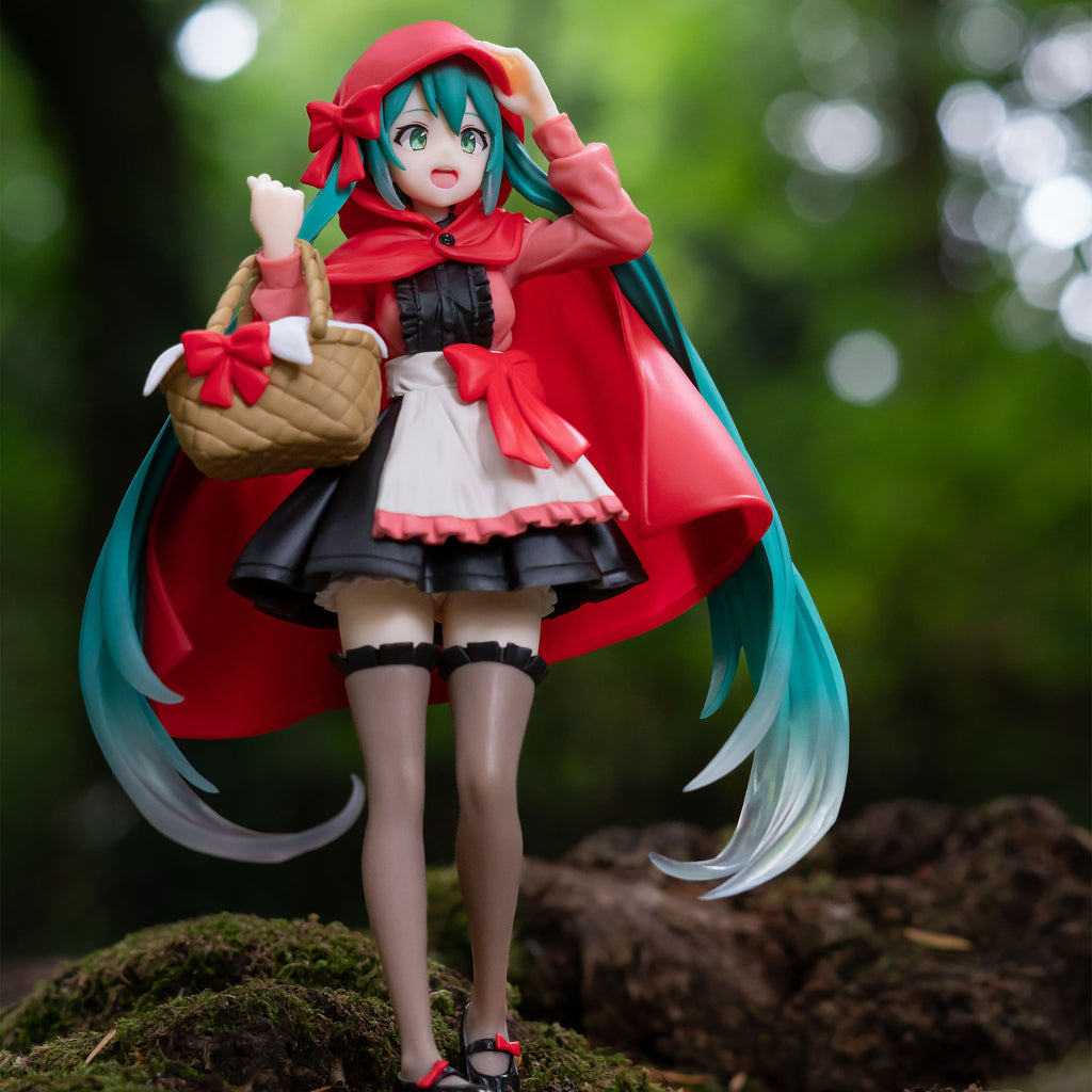 Zdjęcie produktu Hatsune Miku - Wonderland Figurka w wersji Czerwonego Kapturka