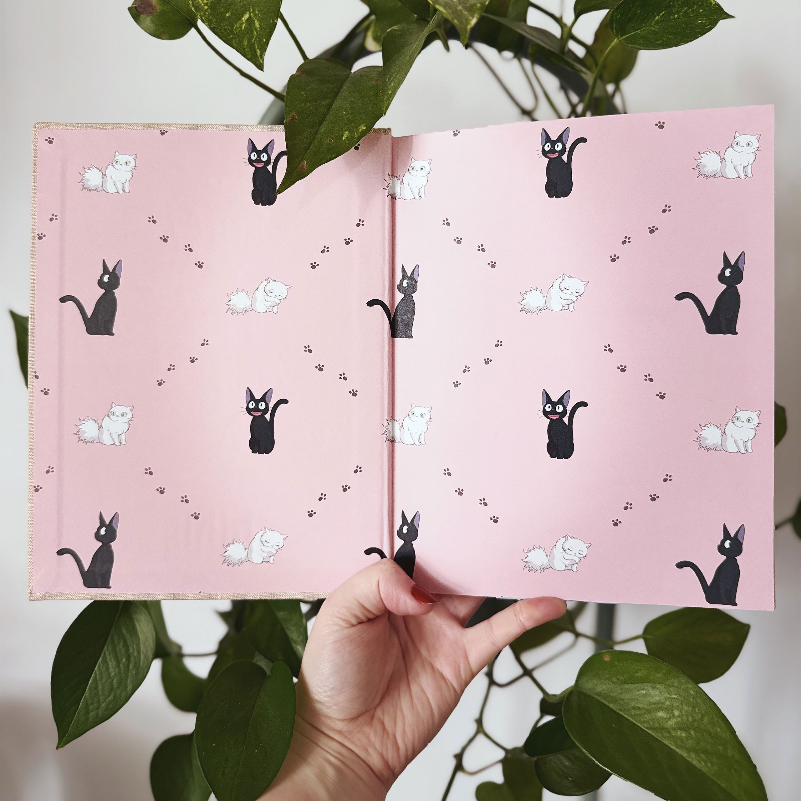 Zdjęcie produktu Podniebna poczta Kiki - Szkicownik