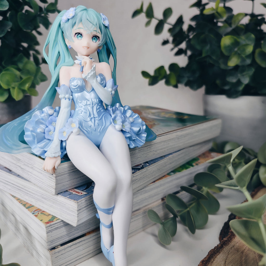 Zdjęcie produktu Hatsune Miku - Figurka Noodle Stopper Flower Fairy Nemophila Pail Blue Color Version