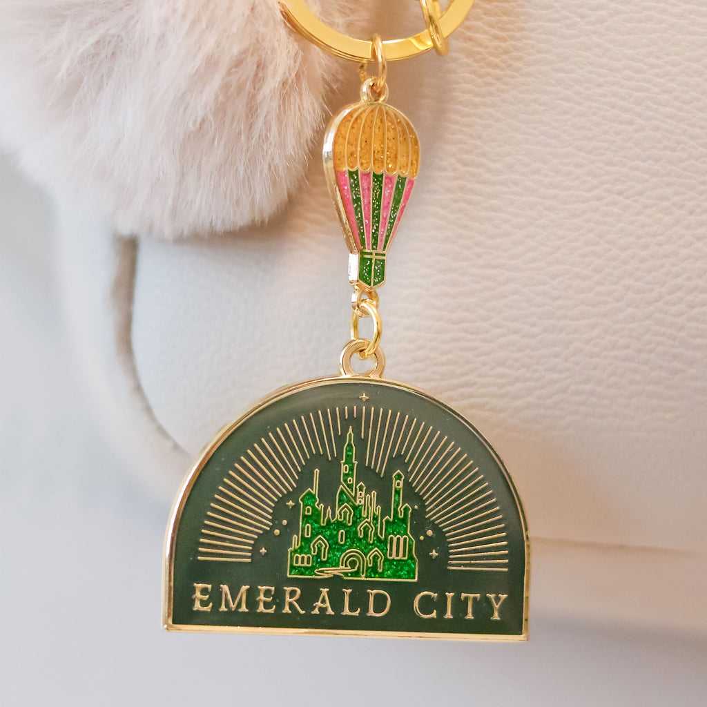 Zdjęcie produktu Wicked - Brelok z logo Emerald City