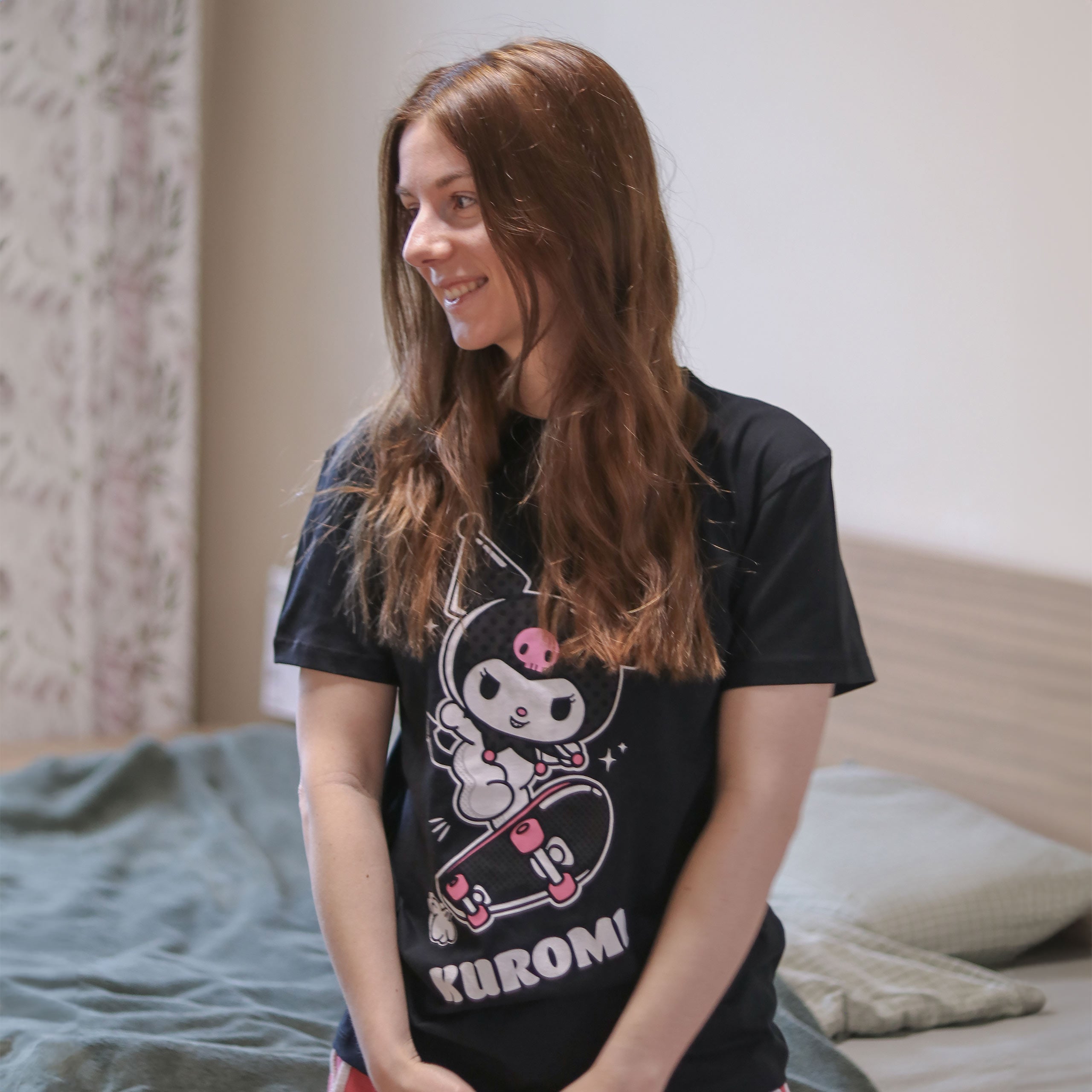 Zdjęcie produktu Sanrio - Kuromi Hello Kitty and Friends T-Shirt