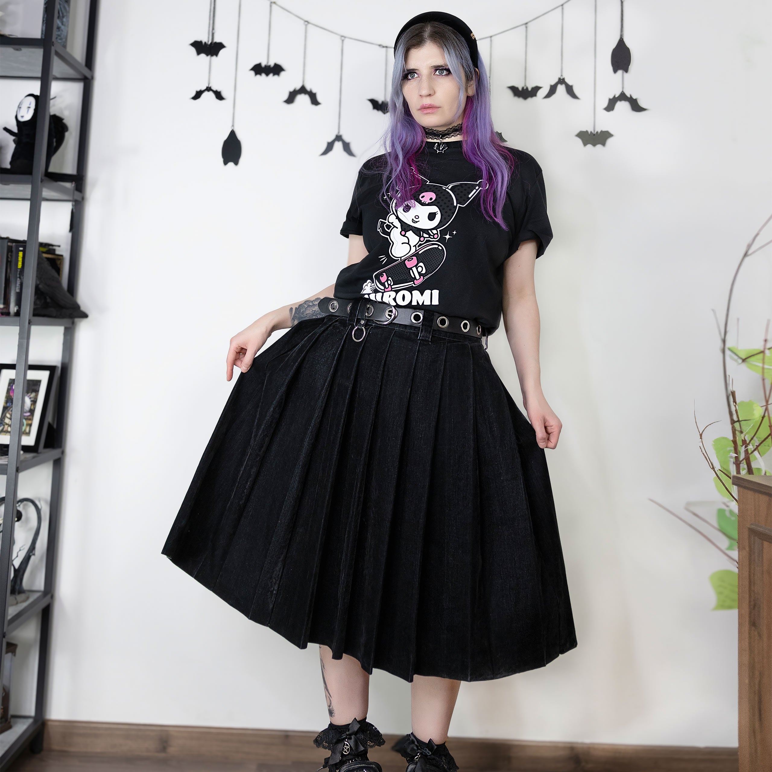 Zdjęcie produktu Sanrio - Kuromi Hello Kitty and Friends T-Shirt