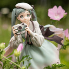 Product image Hatsune Miku - Camera Holiday Memories Figure