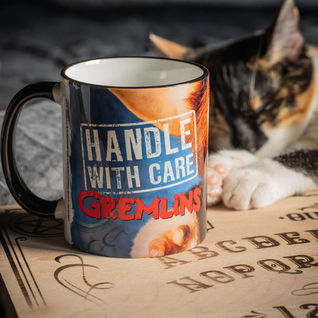 Zdjęcie produktu Gremlins - Kubek Handle With Care