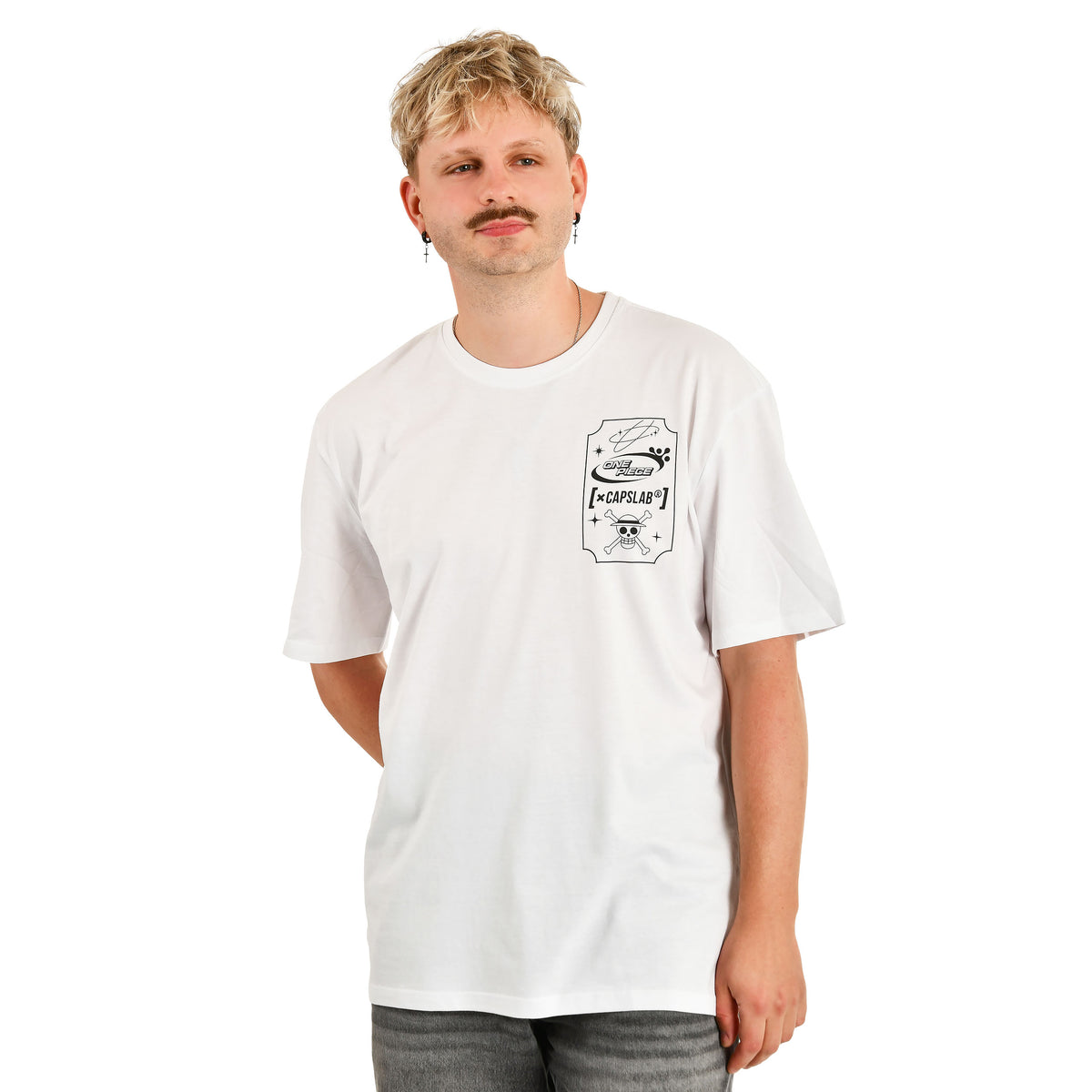 Zdjęcie produktu One Piece - Luffy Capslab Oversize T-Shirt biały