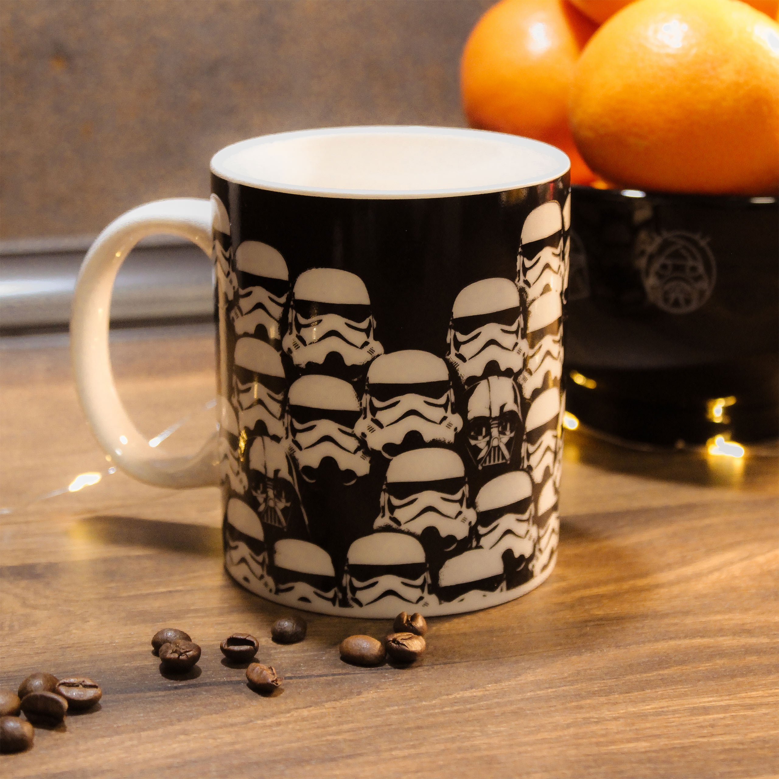 Zdjęcie produktu Star Wars - Kubek termiczny z efektem cieplnym Dark Side Stormtrooper