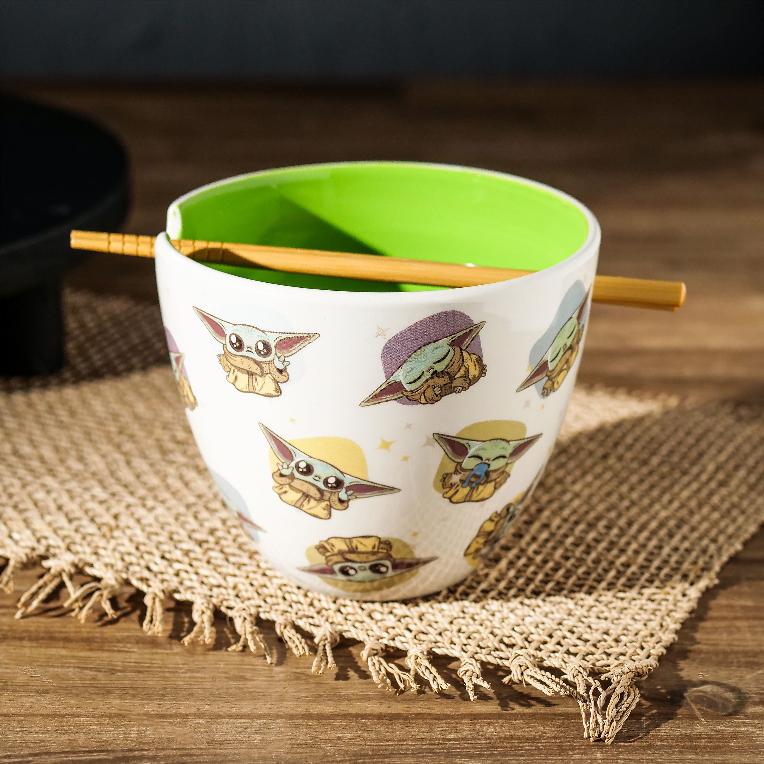Zdjęcie produktu Miska Ramen Grogu z pałeczkami - Star Wars The Mandalorian