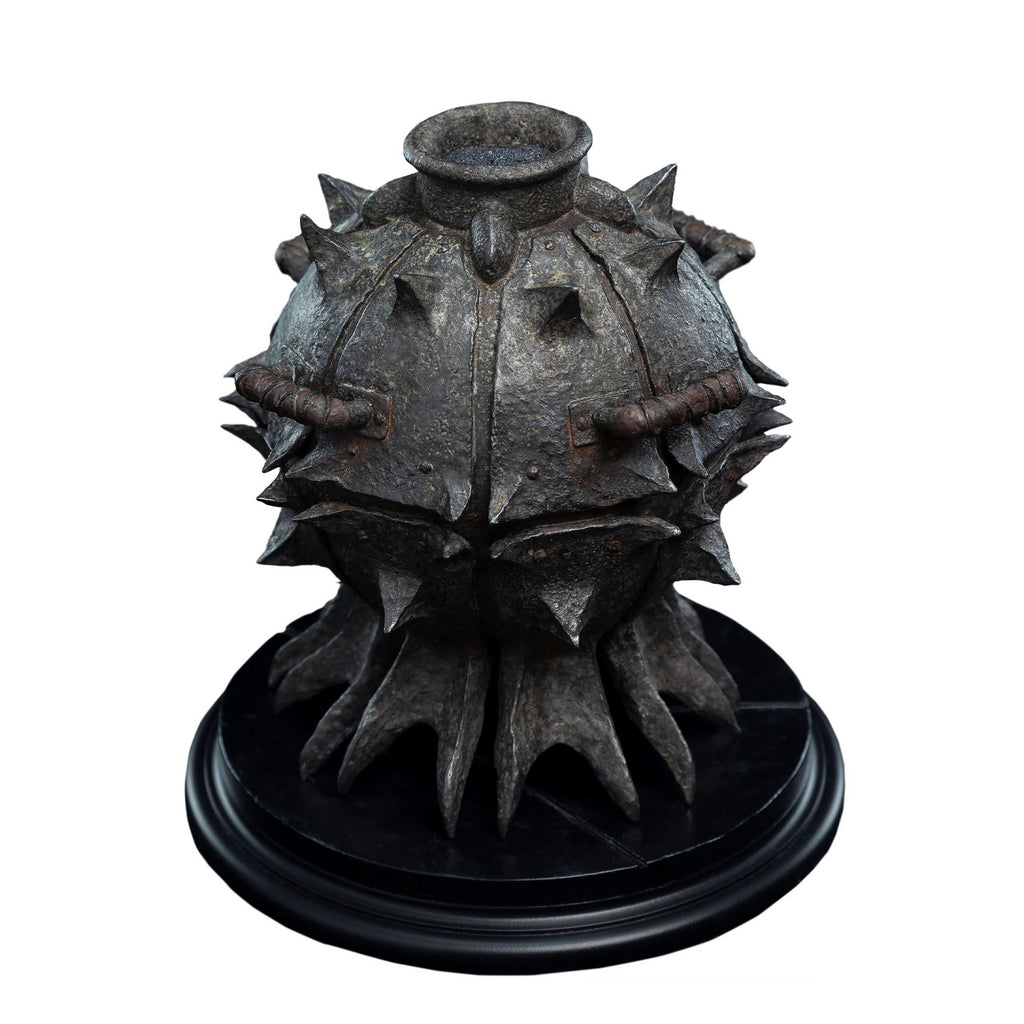 Zdjęcie produktu Władca Pierścieni - Statua Sarumana z ogniem z Orthanc Classic Series
