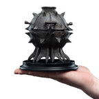 Zdjęcie produktu Władca Pierścieni - Statua Sarumana z ogniem z Orthanc Classic Series