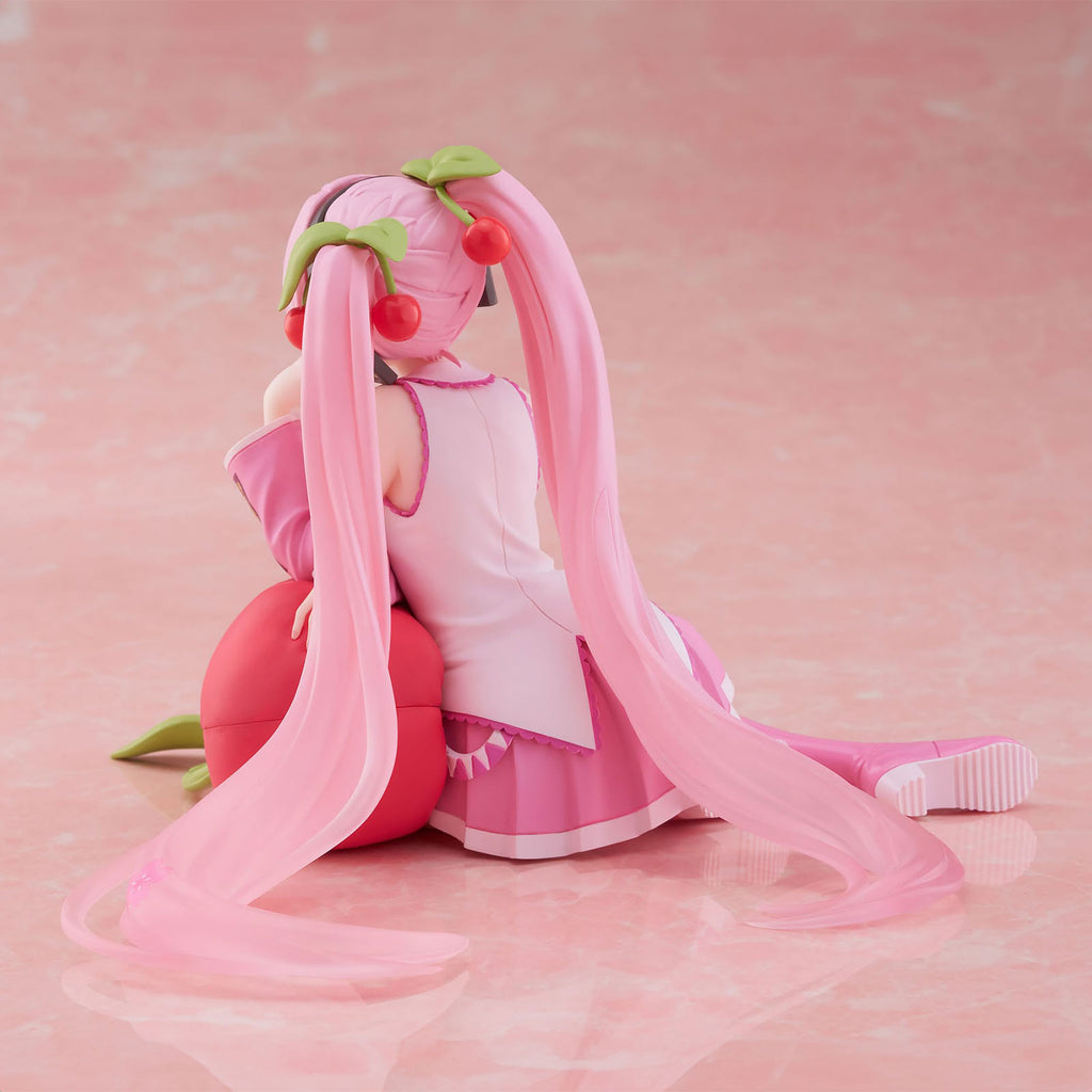 Zdjęcie produktu Hatsune Miku - Sakura Miku Desktop Cute Figurka Cherry Cushion Version