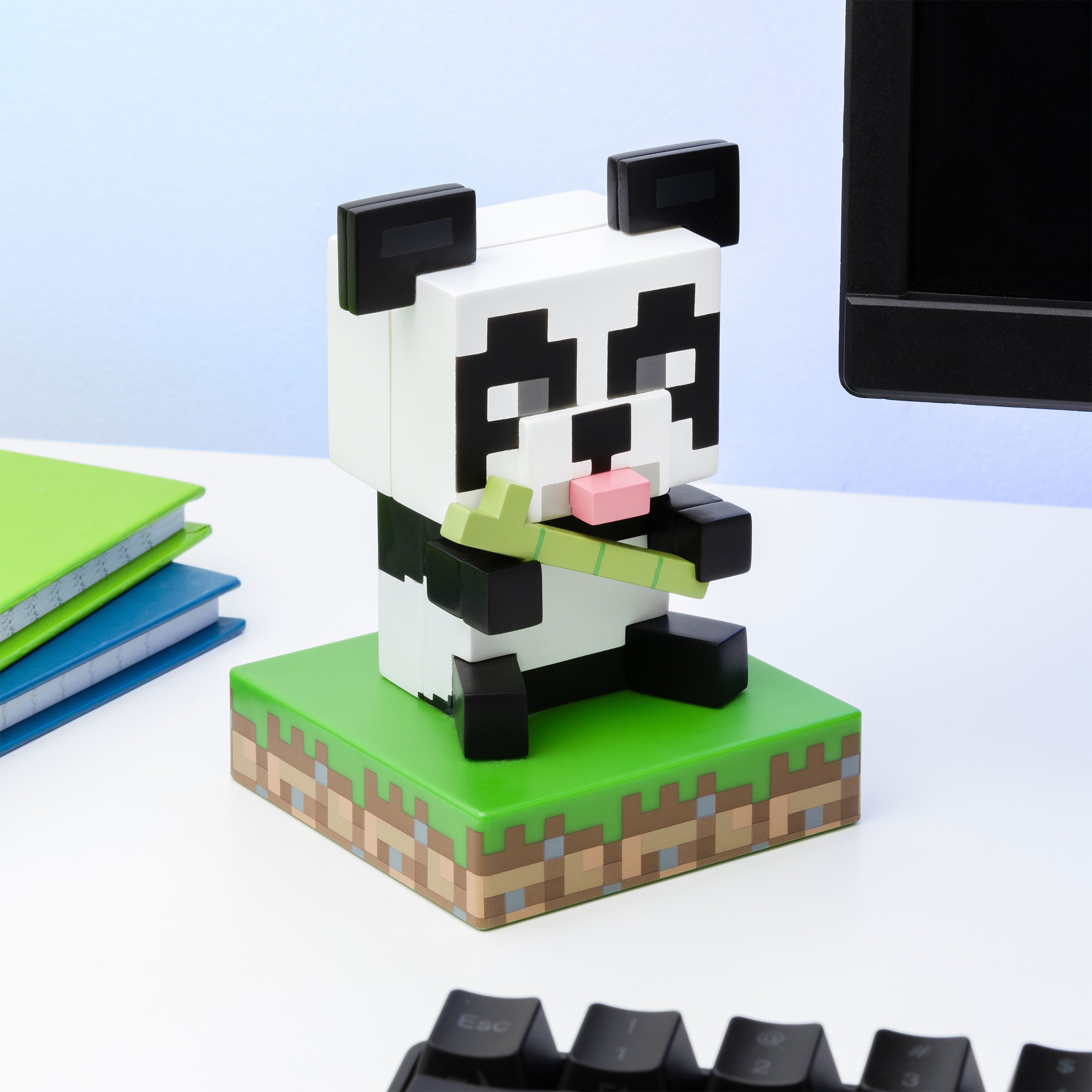 Product image Minecraft - Panda 3D Table Lamp