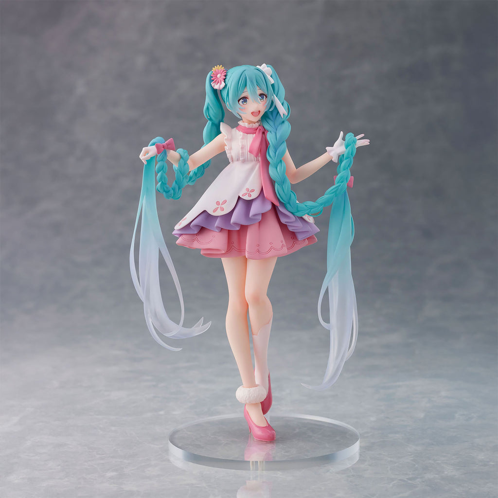 Product image Hatsune Miku - Miku Wonderland Figure Rapunzel Version