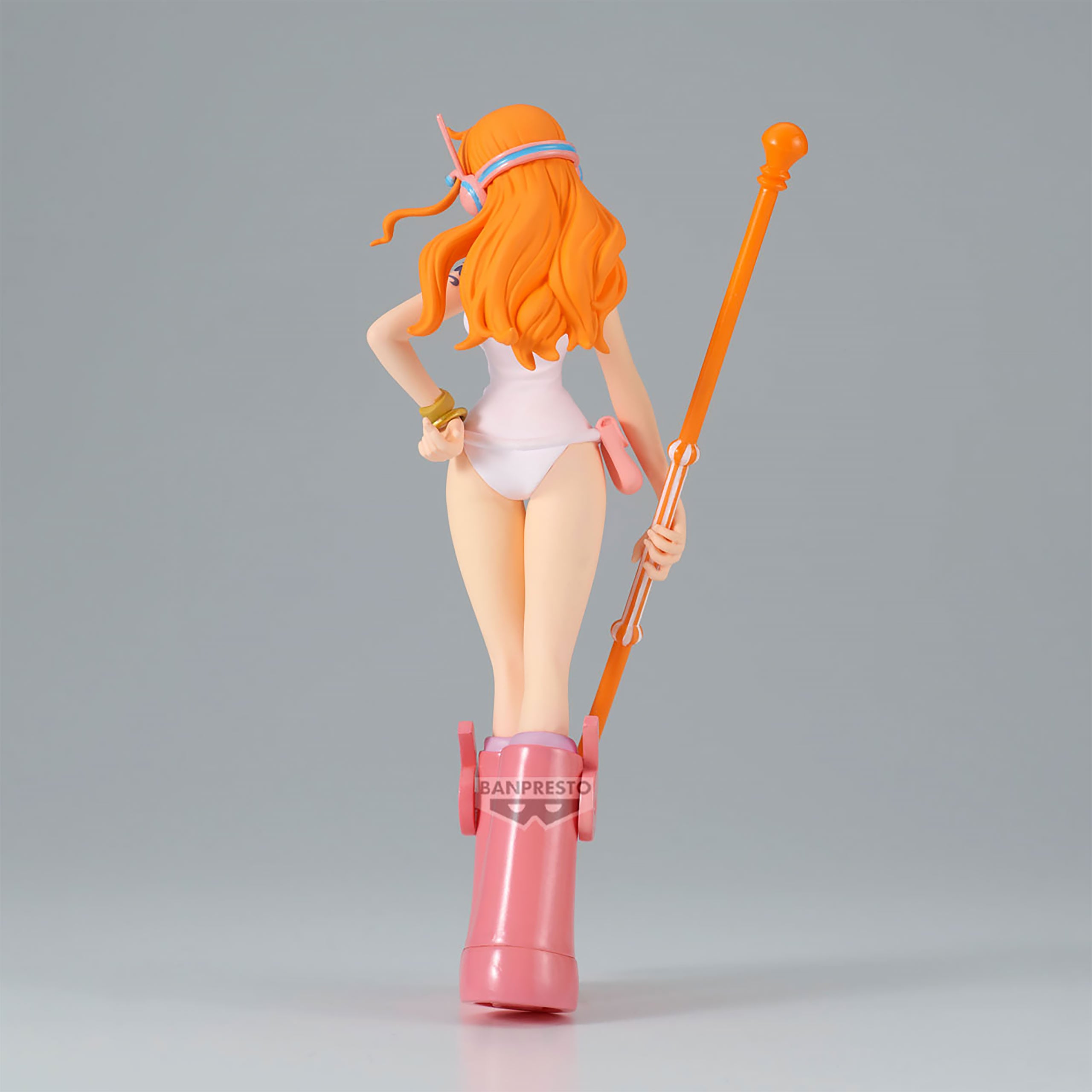 Product image One Piece - Nami The Shukko Figure Egghead Version