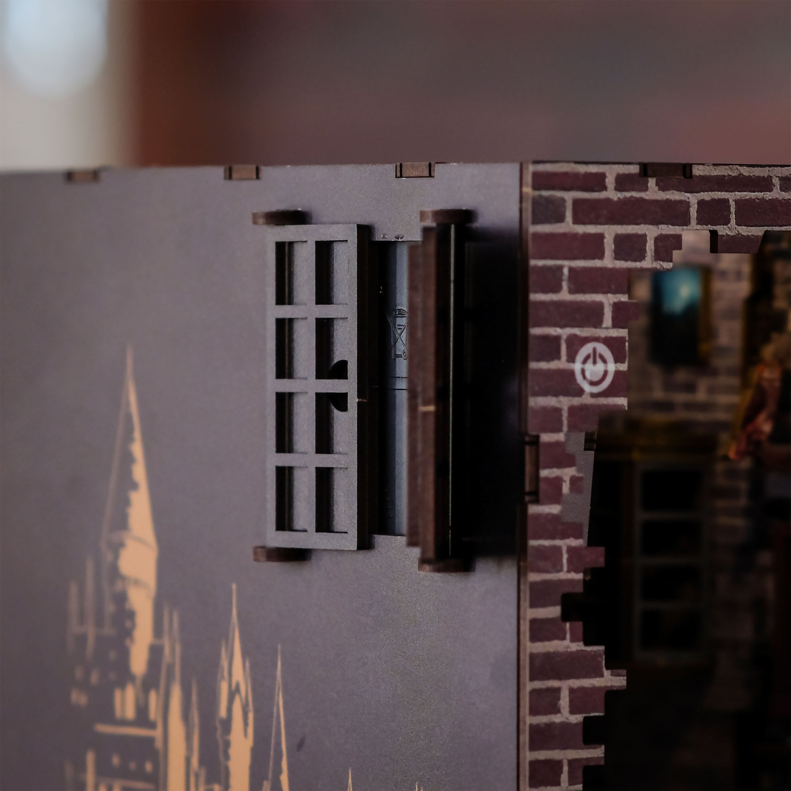 Zdjęcie produktu Harry Potter - Model ulicy Pokątnej Book Nook Zestaw do składania z drewna