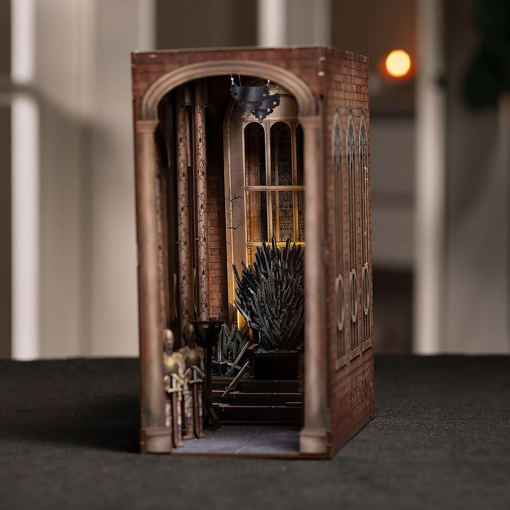Product image Game of Thrones - Iron Throne Book Nook Wood Model Kit
