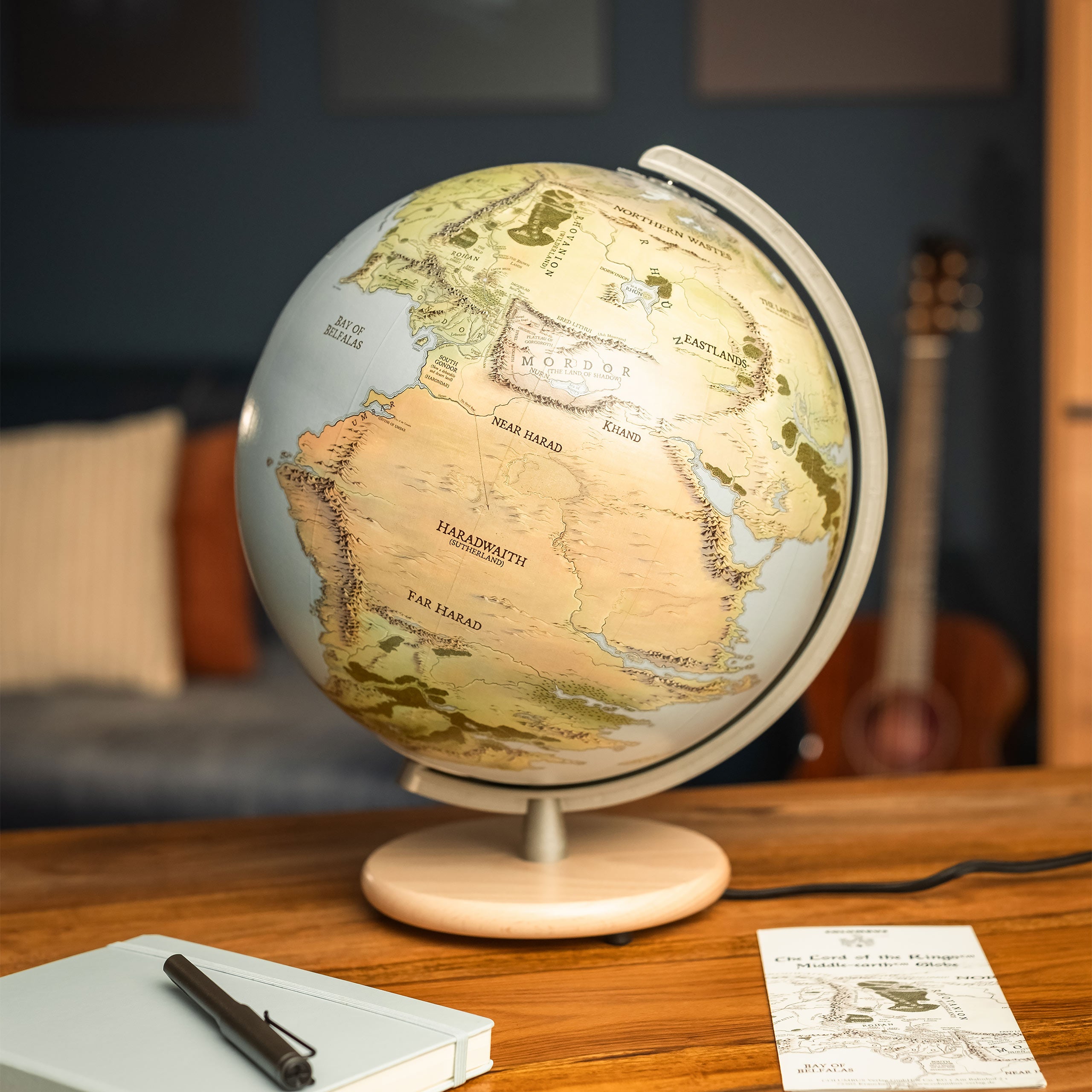 Product image The Lord of the Rings - Middle-earth Globe with Light 30cm