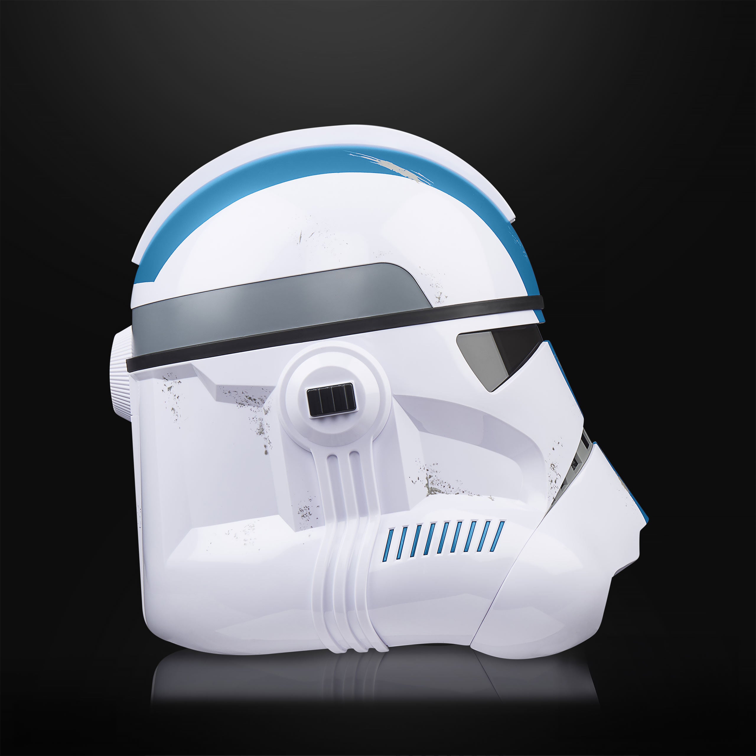 Zdjęcie produktu Star Wars – Replika hełmu Clone Trooper 501st Legion z efektami dźwiękowymi