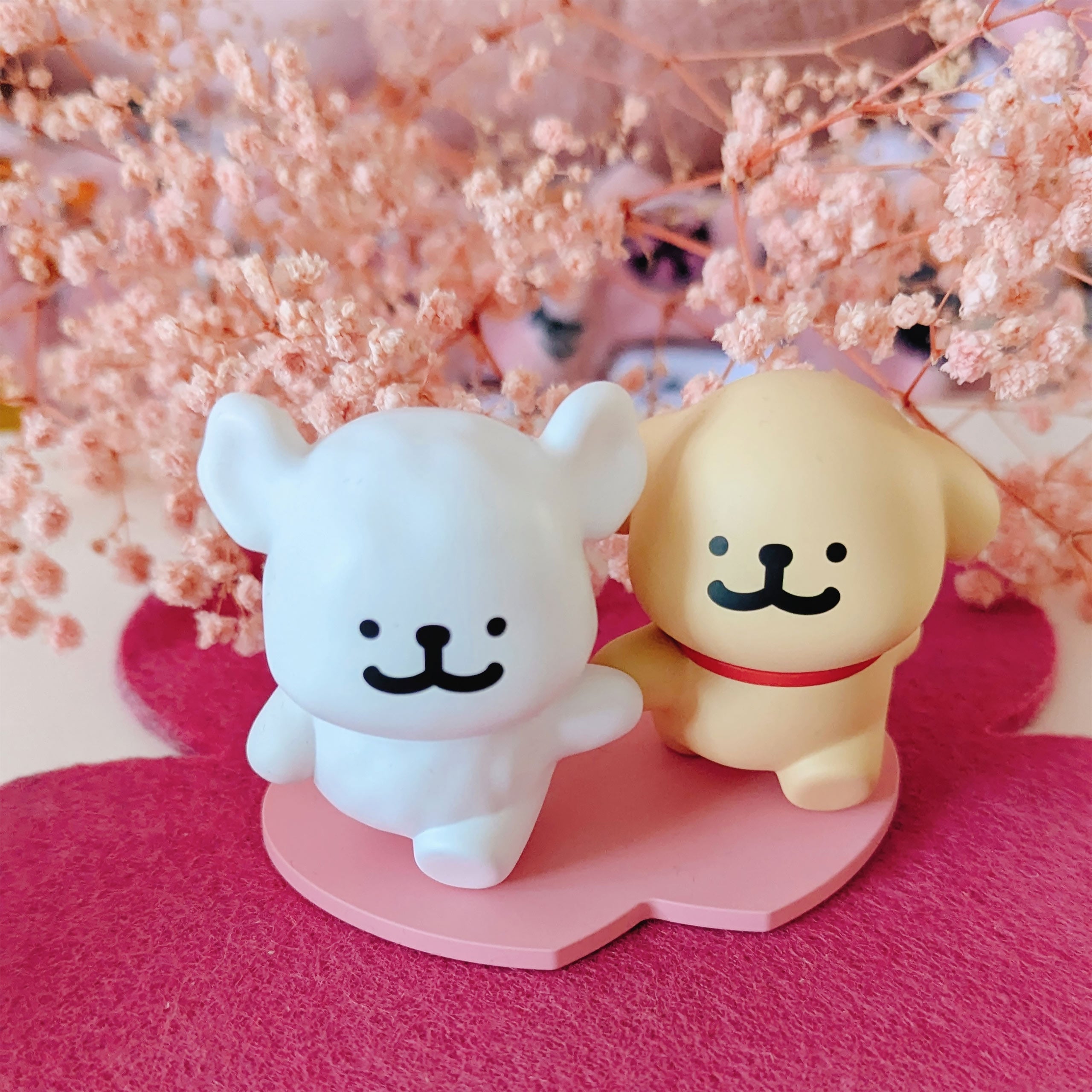 Zdjęcie produktu Maltese – Mystery figurka z serii Happy Snuggling