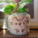 Zdjęcie produktu Pusheen - kubek z pluszowym pokrowcem