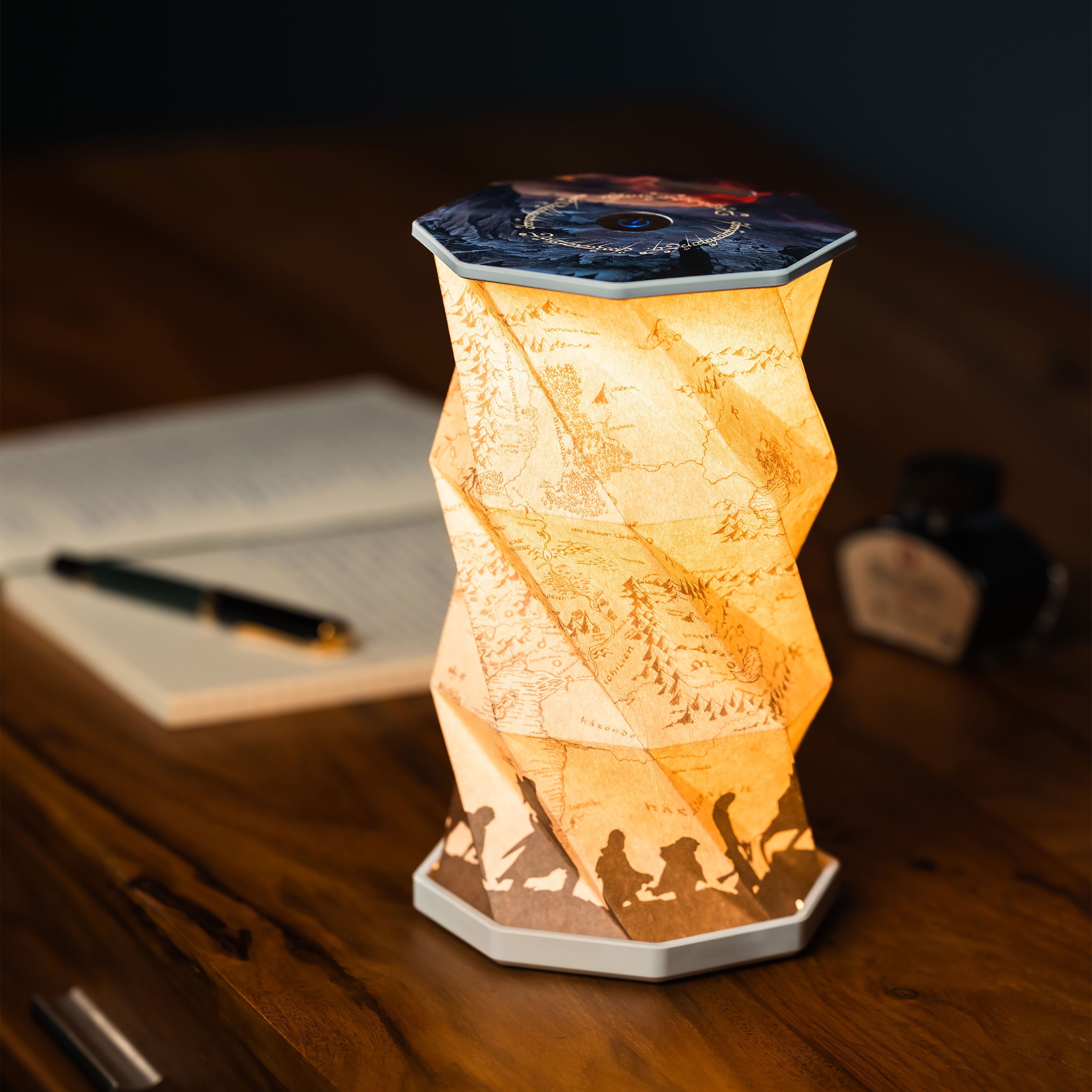 Zdjęcie produktu Władca Pierścieni - Składana lampa z mapą Śródziemia