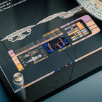 Zdjęcie produktu Tablica ścienna Enterprise NCC-1701-D z repliką modelu - Star Trek