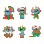 Zdjęcie produktu Lilo & Stitch - Świąteczny tajemniczy pin