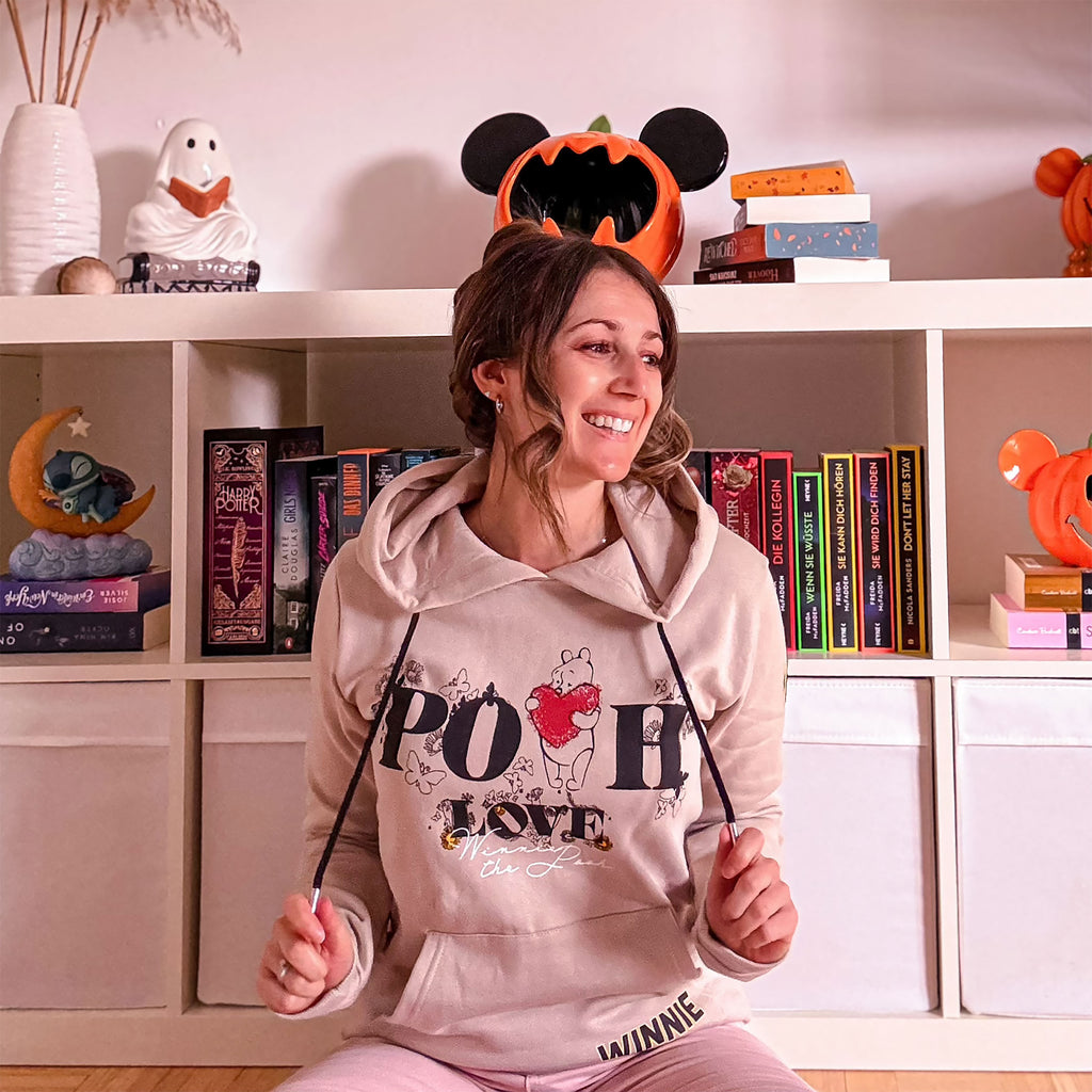 Zdjęcie produktu Kubuś Puchatek - Bluza z kapturem Pooh Love beżowa