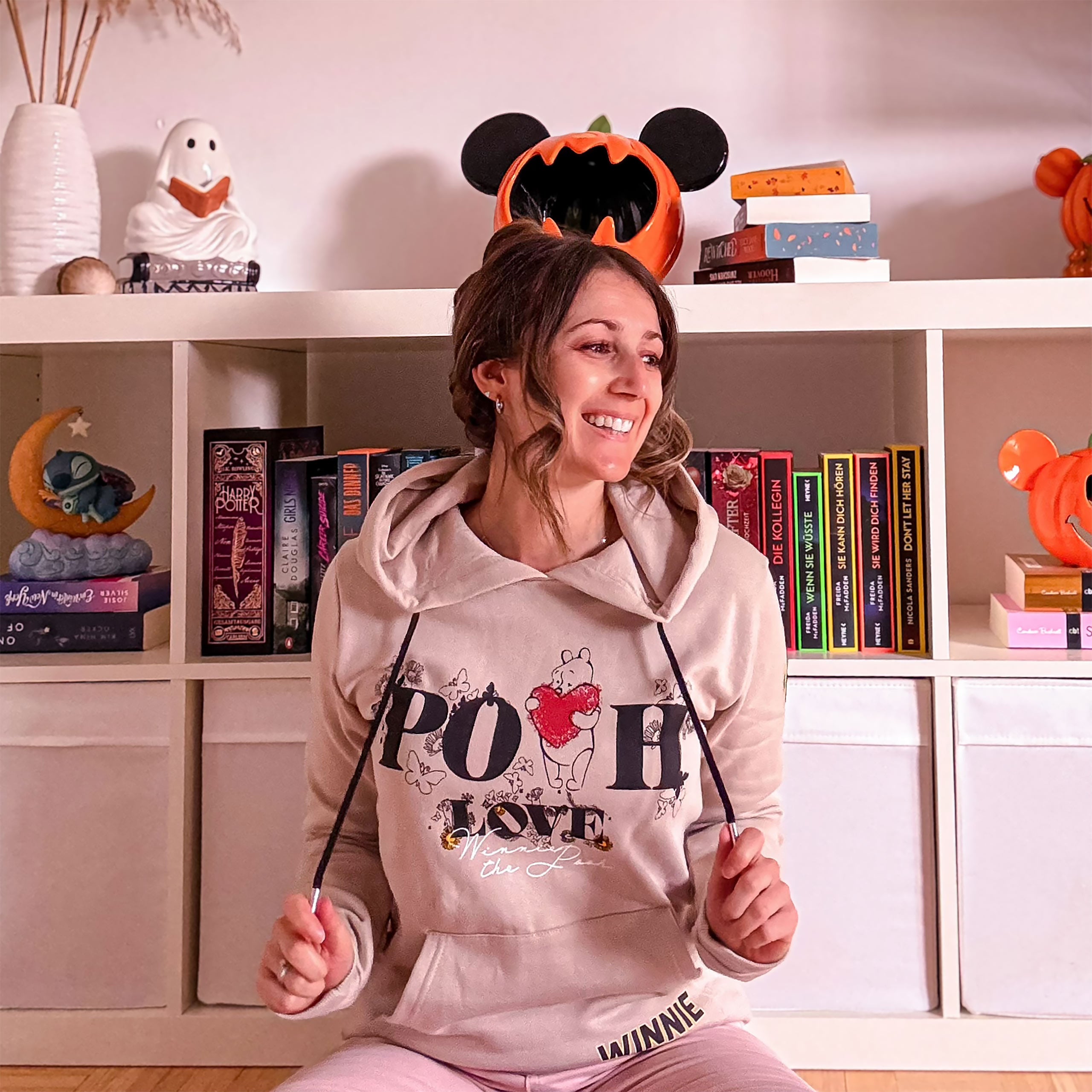 Zdjęcie produktu Kubuś Puchatek - Bluza z kapturem Pooh Love beżowa