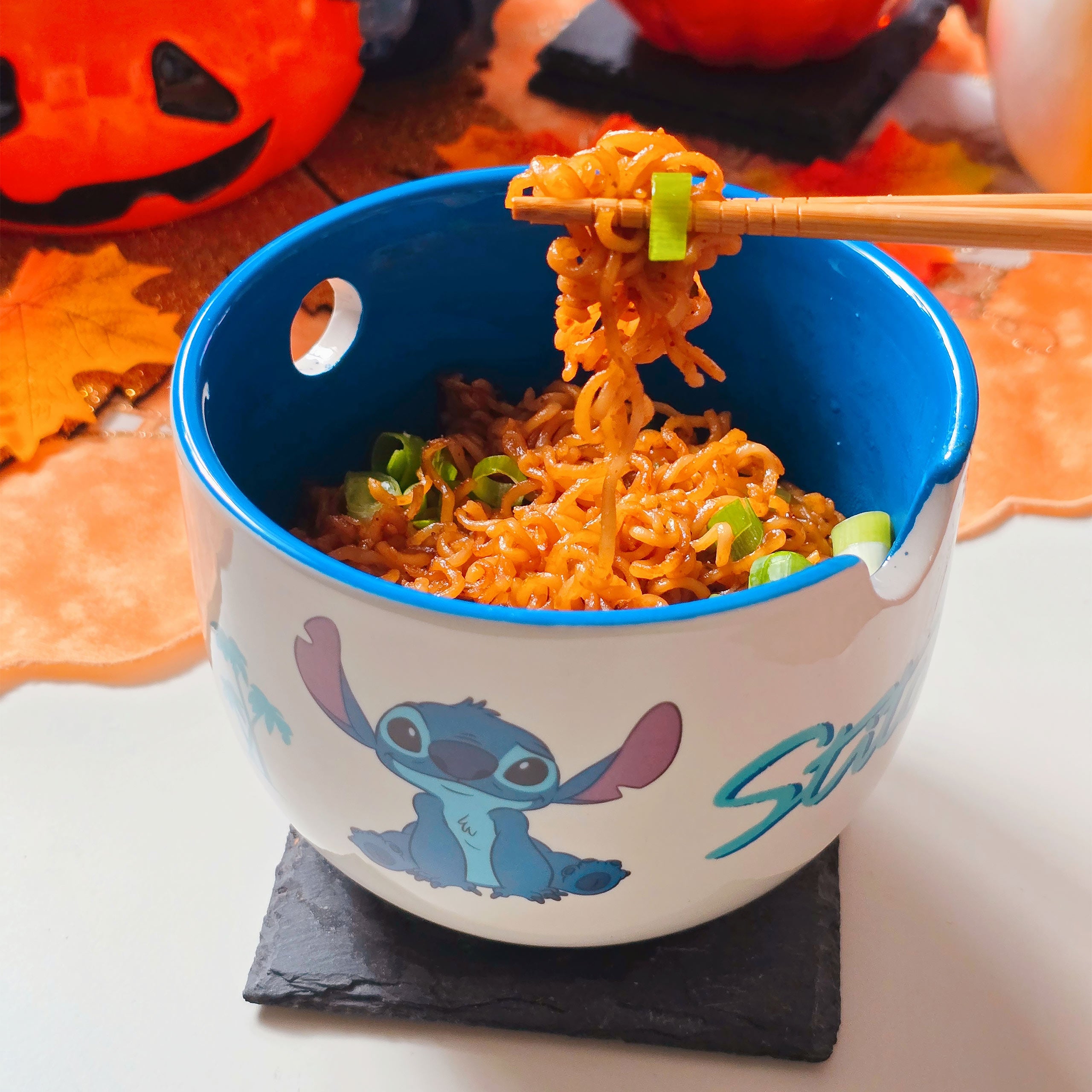 Zdjęcie produktu Miska Ramen Stitch Aloha z Pałeczkami - Lilo & Stitch