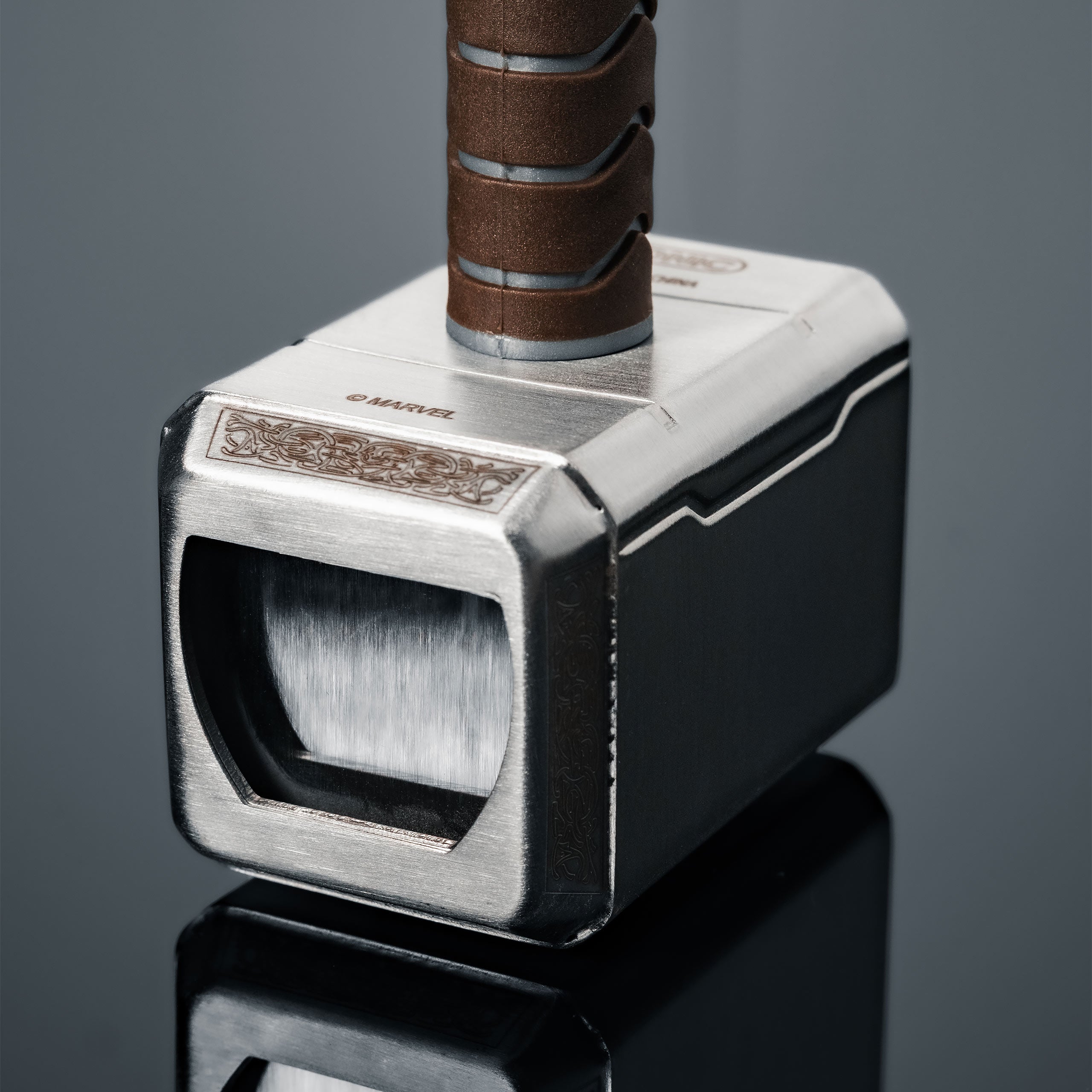 Zdjęcie produktu Thor - Otwieracz do butelek Młot Mjölnir