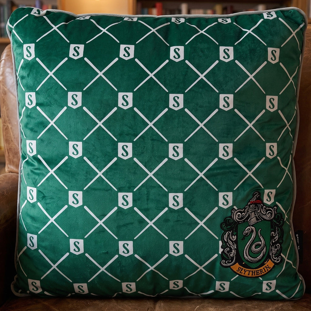 Zdjęcie produktu Harry Potter - Poduszka z logo Slytherinu