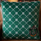 Zdjęcie produktu Harry Potter - Poduszka z logo Slytherinu