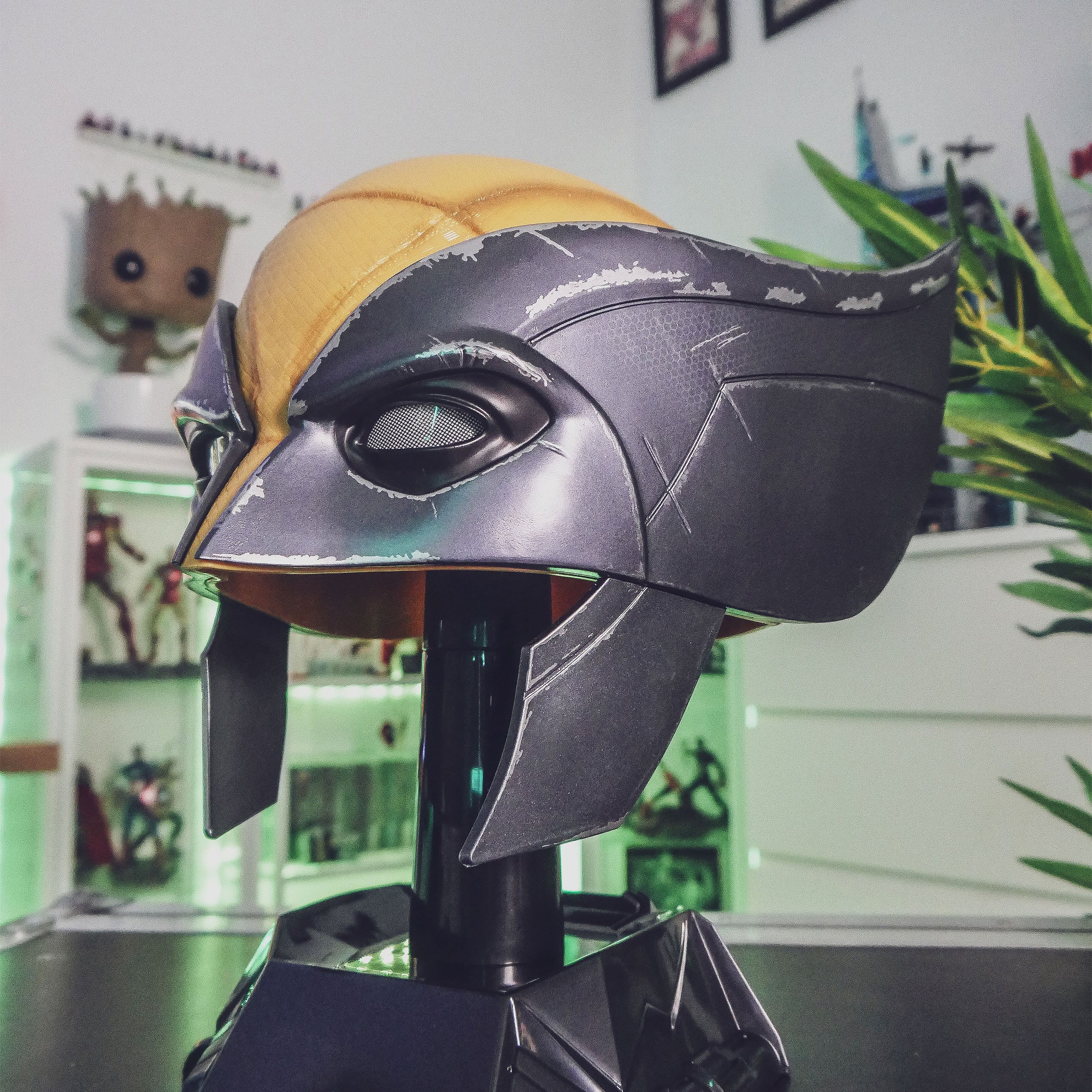 Product image Marvel - Wolverine Premium Helmet Replica