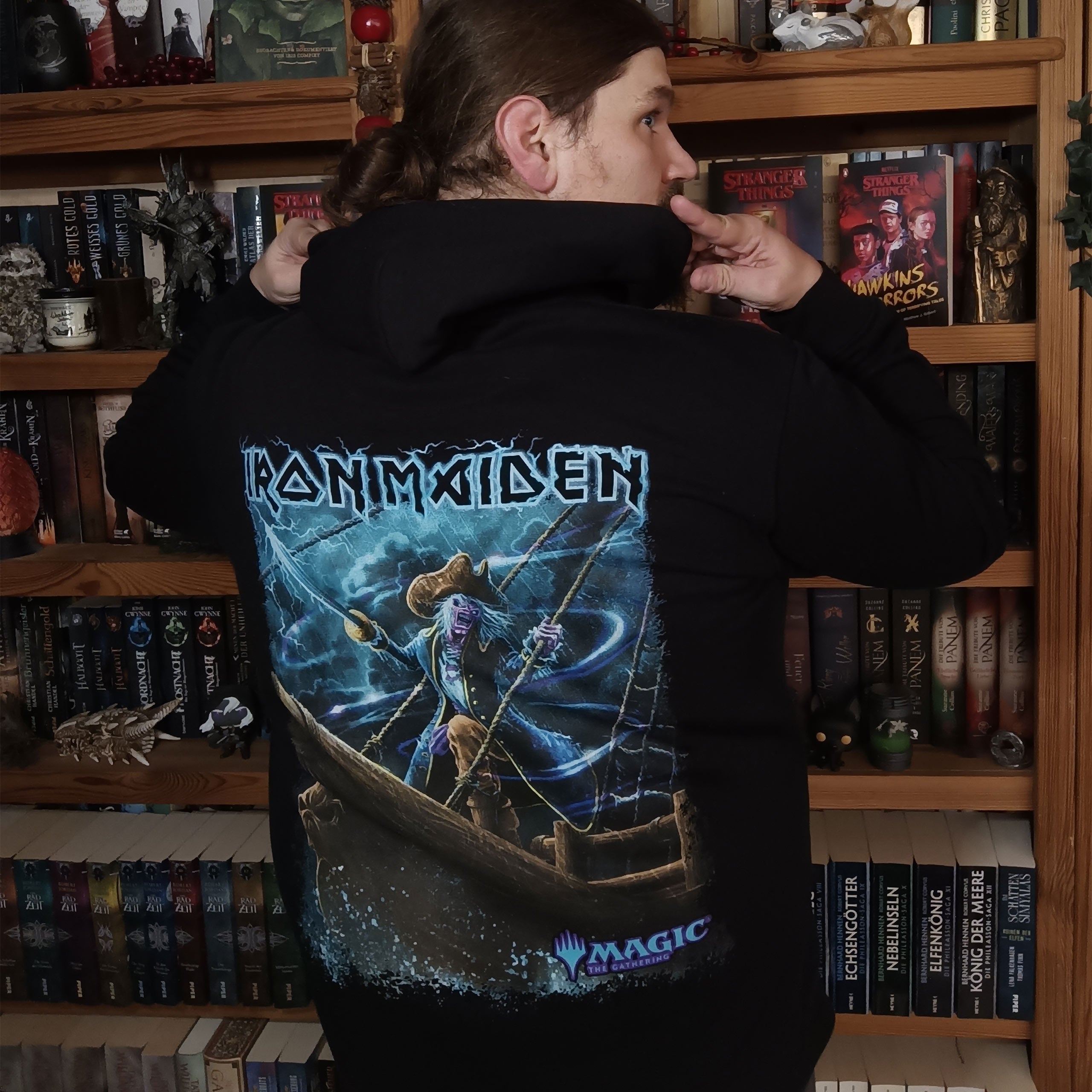 Zdjęcie produktu Iron Maiden - Magic Captain N'Ghathrod bluza z kapturem czarna