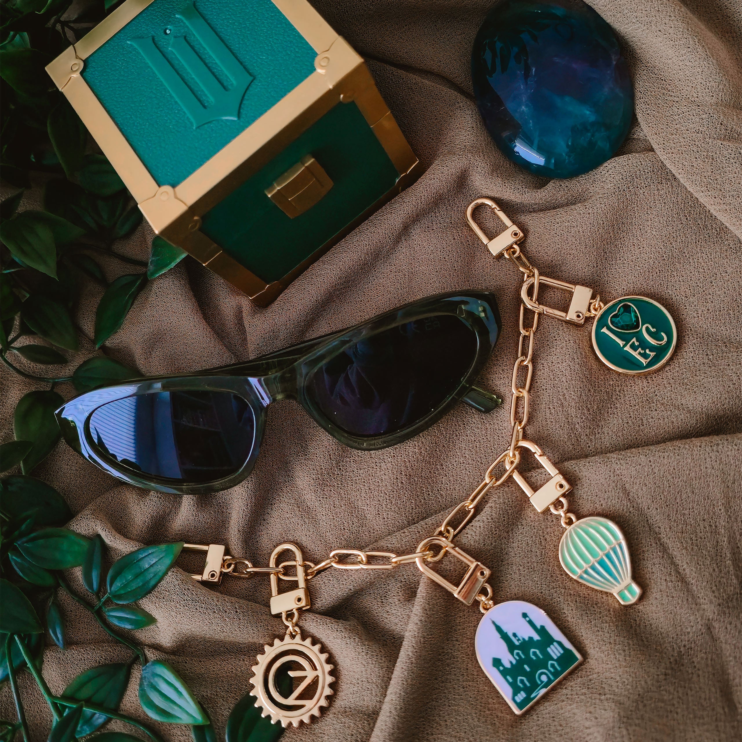 Product image Wicked - Emerald City Charm Bracelet in Suitcase Gift Box